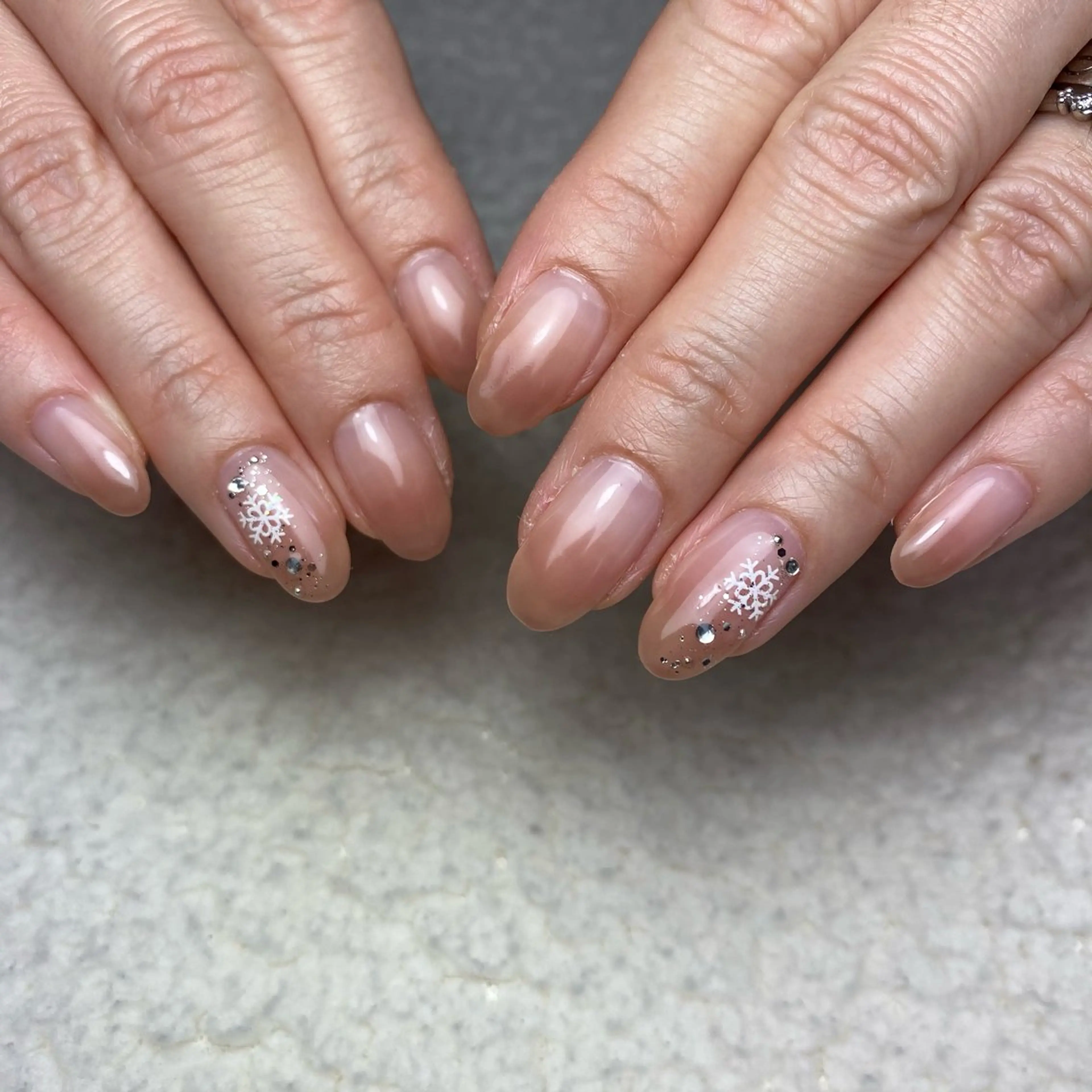 ネイル 冬ネイル ハンドネイル COCO+所属・COCO +のエステ・リラクイメージ