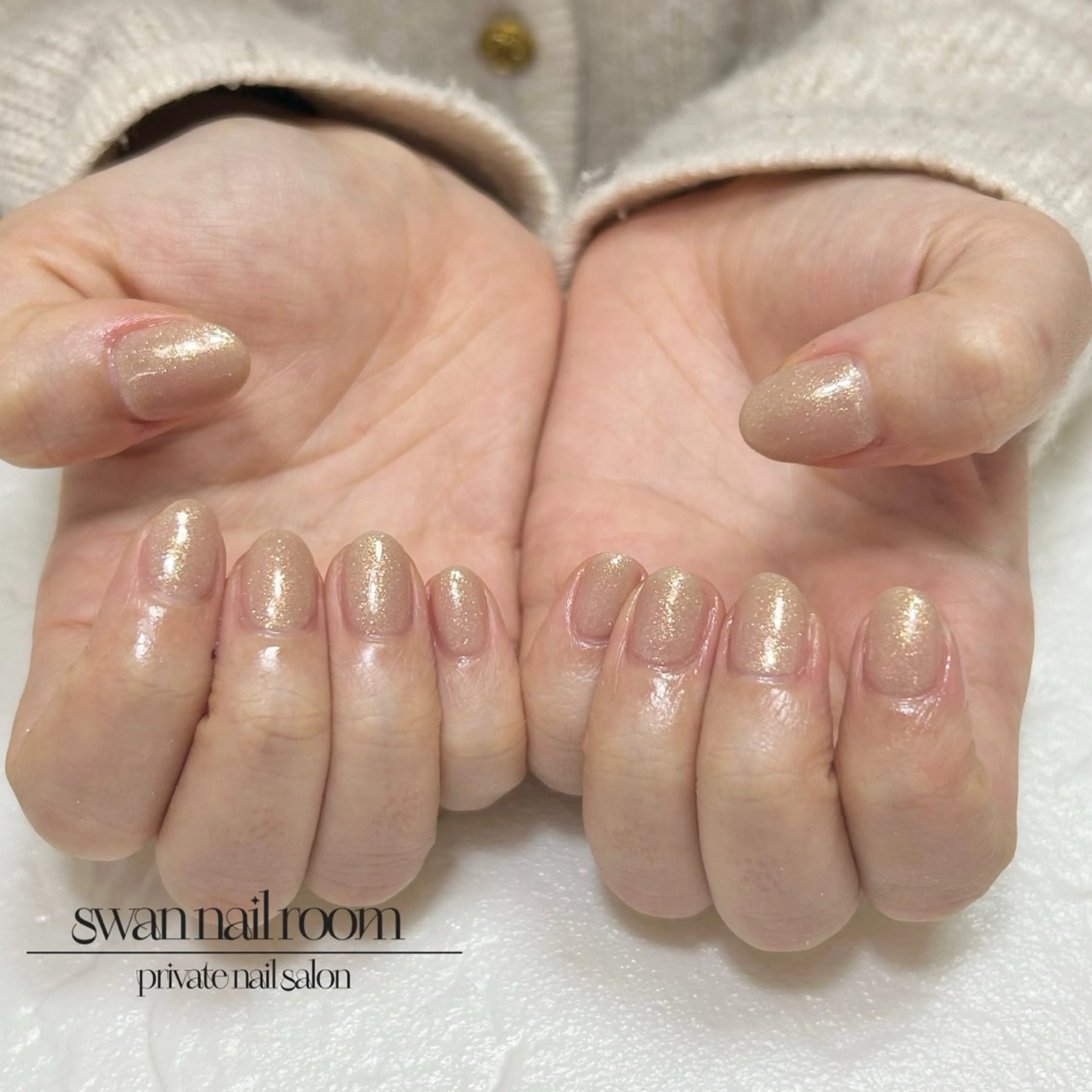 ネイル ラメ(グリッター) ワンカラーネイル swan  nail room所属・swan nail roomのネイルデザイン