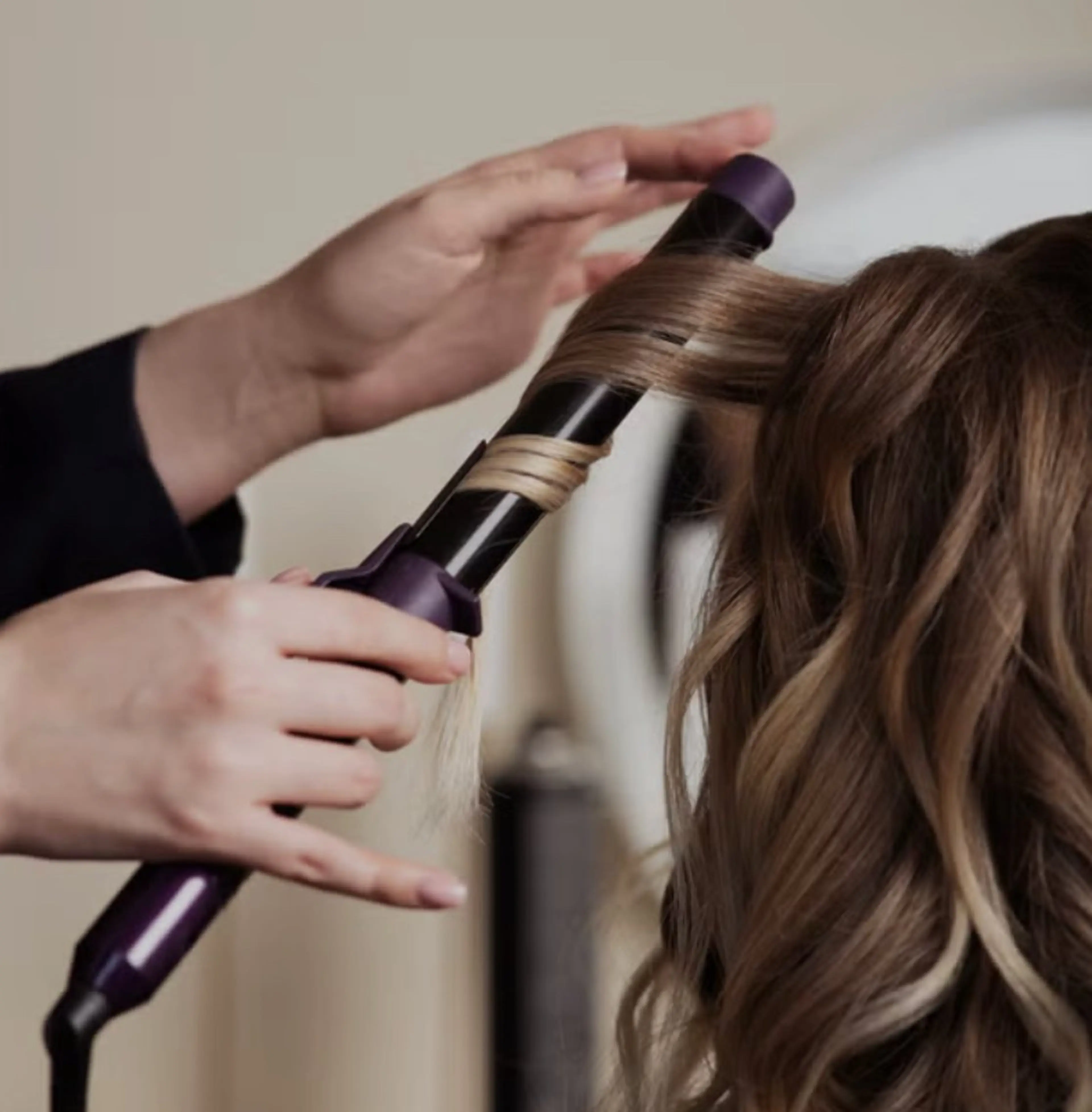 コテ巻きの写真