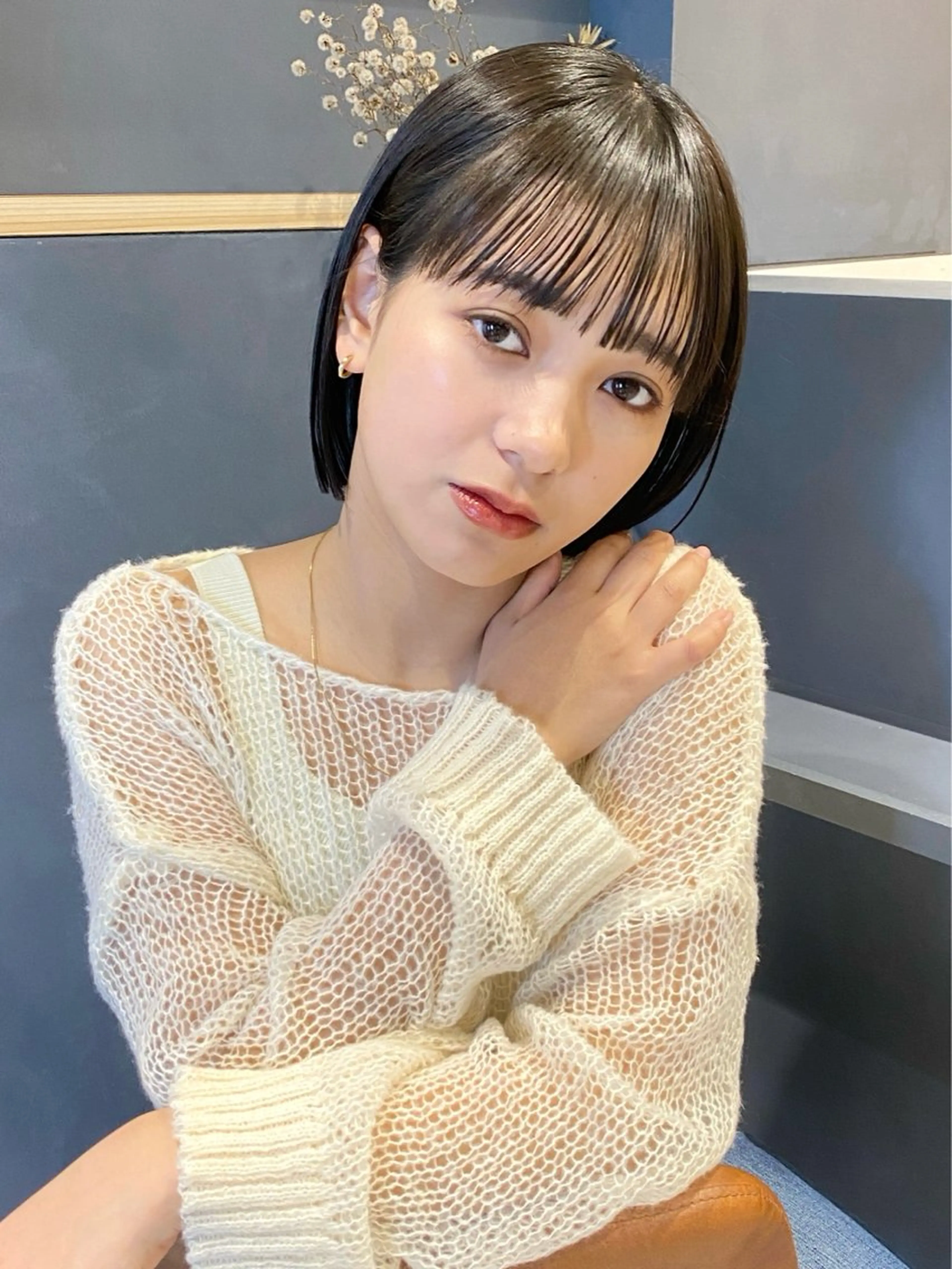 ミディアム カラー 切りっぱなしボブ 黒髪 ブルーカラー ブルーブラック グレージュ カット ヘアカラー トリートメント saki🌼ボブ× 透明感カラー🌼のヘアスタイル