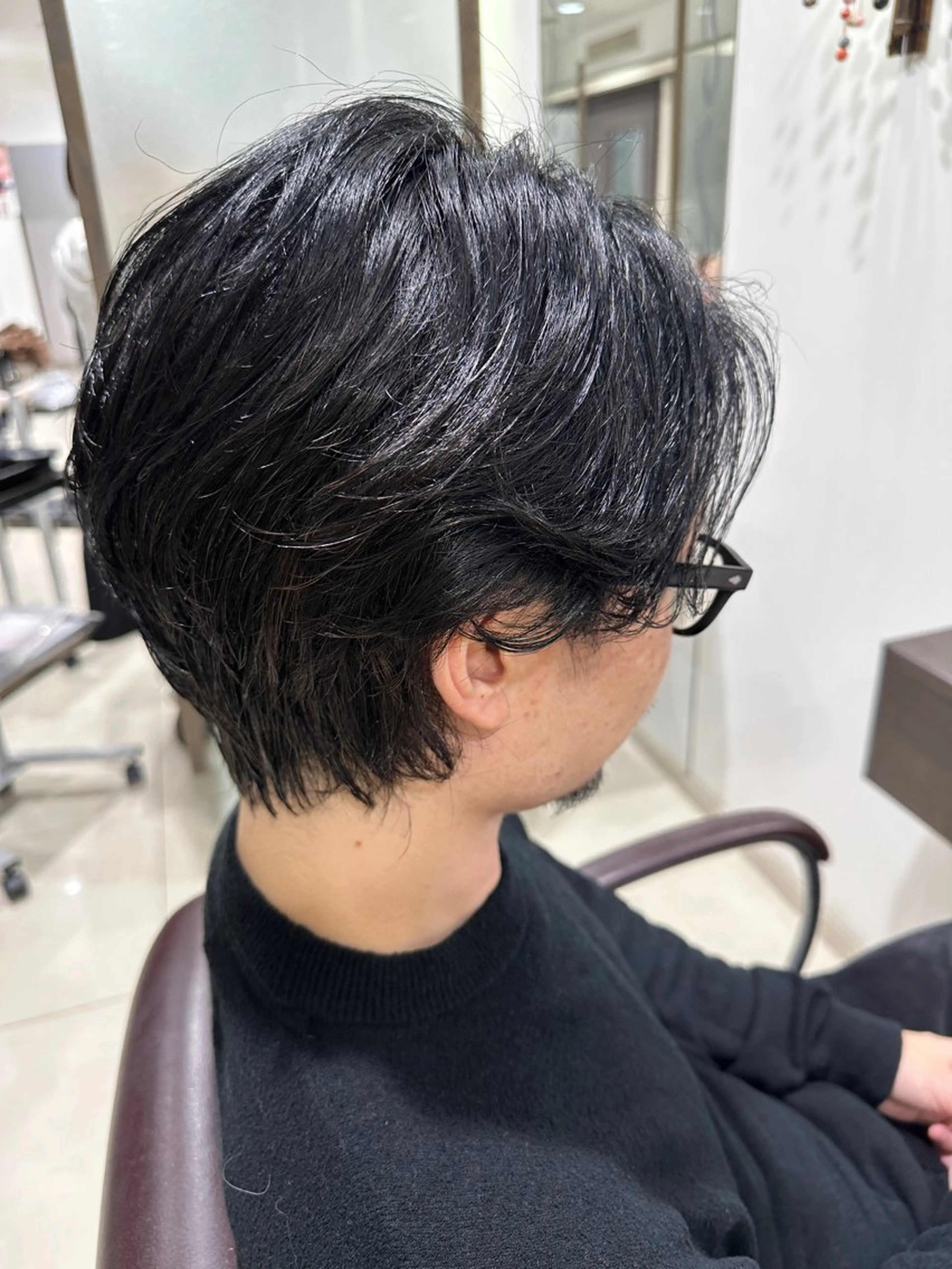 パーマ カット パーマ お得に💓💓🩷 艶髪カラー🩷🩷のヘアスタイル
