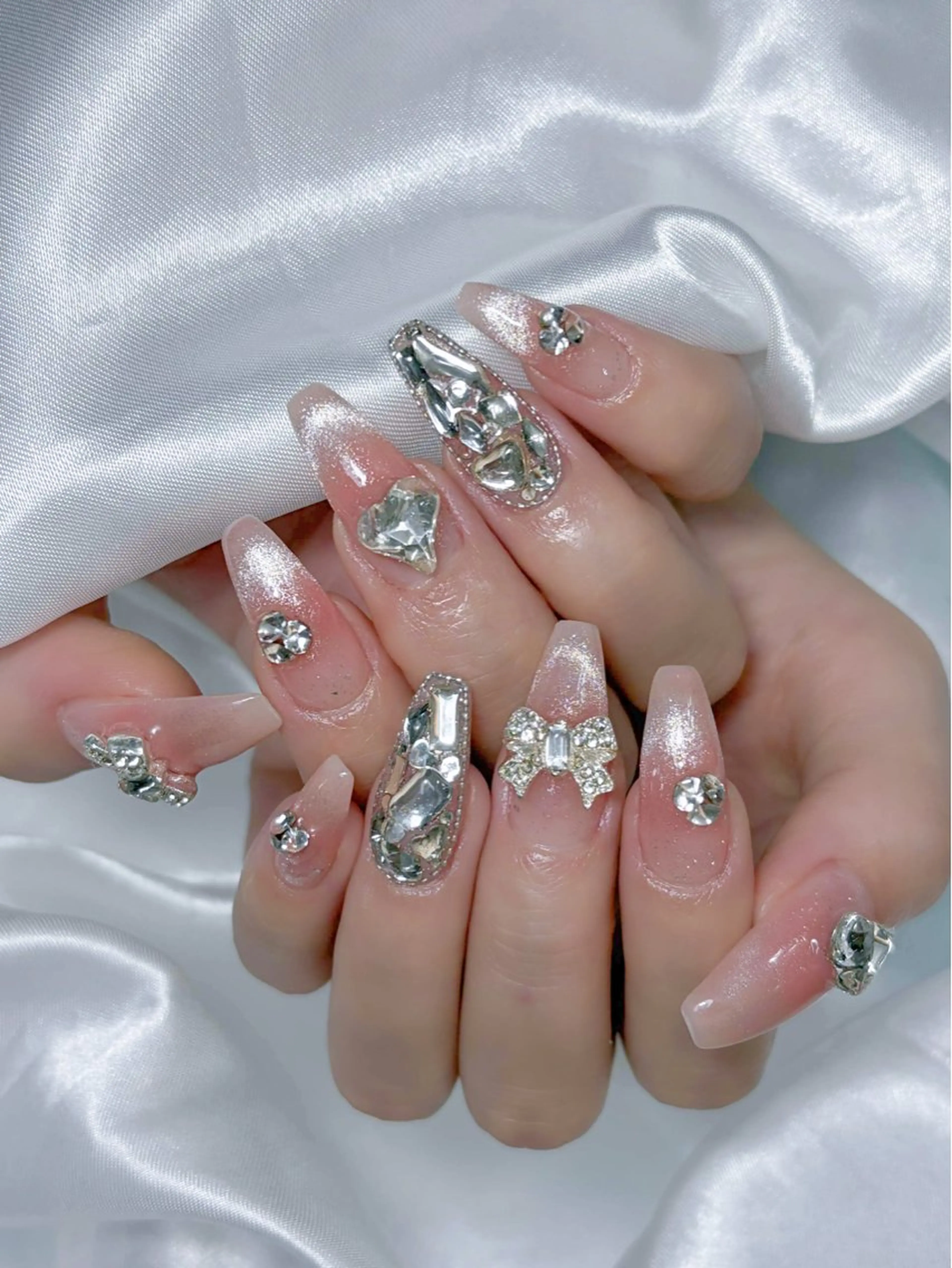 ネイル ハンドネイル LEELA NAIL STUDIO所属・LEELA NAIL STUDIOのネイルデザイン