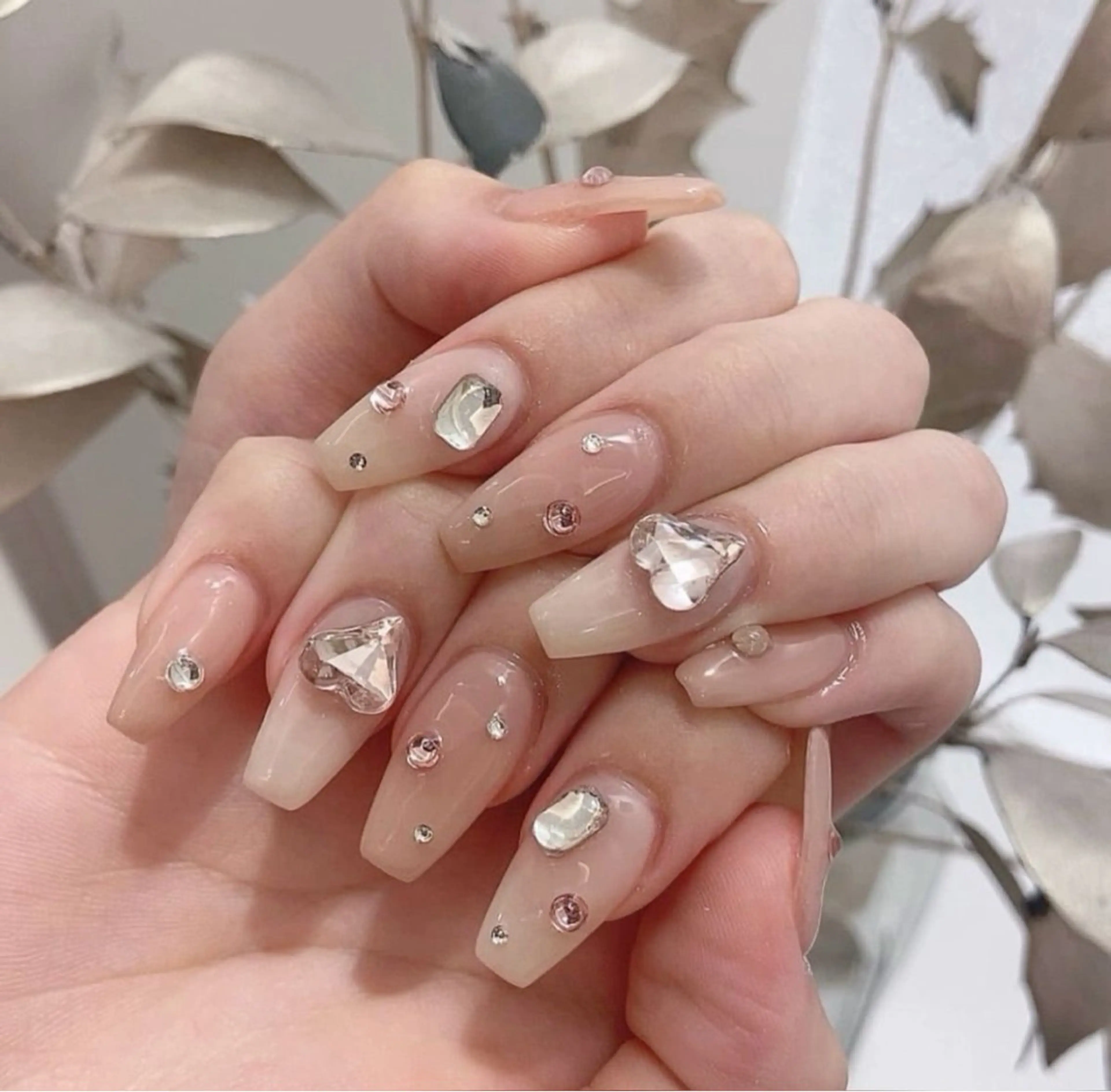 ネイル 韓国ネイル 持ち込み ニュアンスネイル ネイルチップ 冬ネイル RINN ANA.CHUOのネイルデザイン