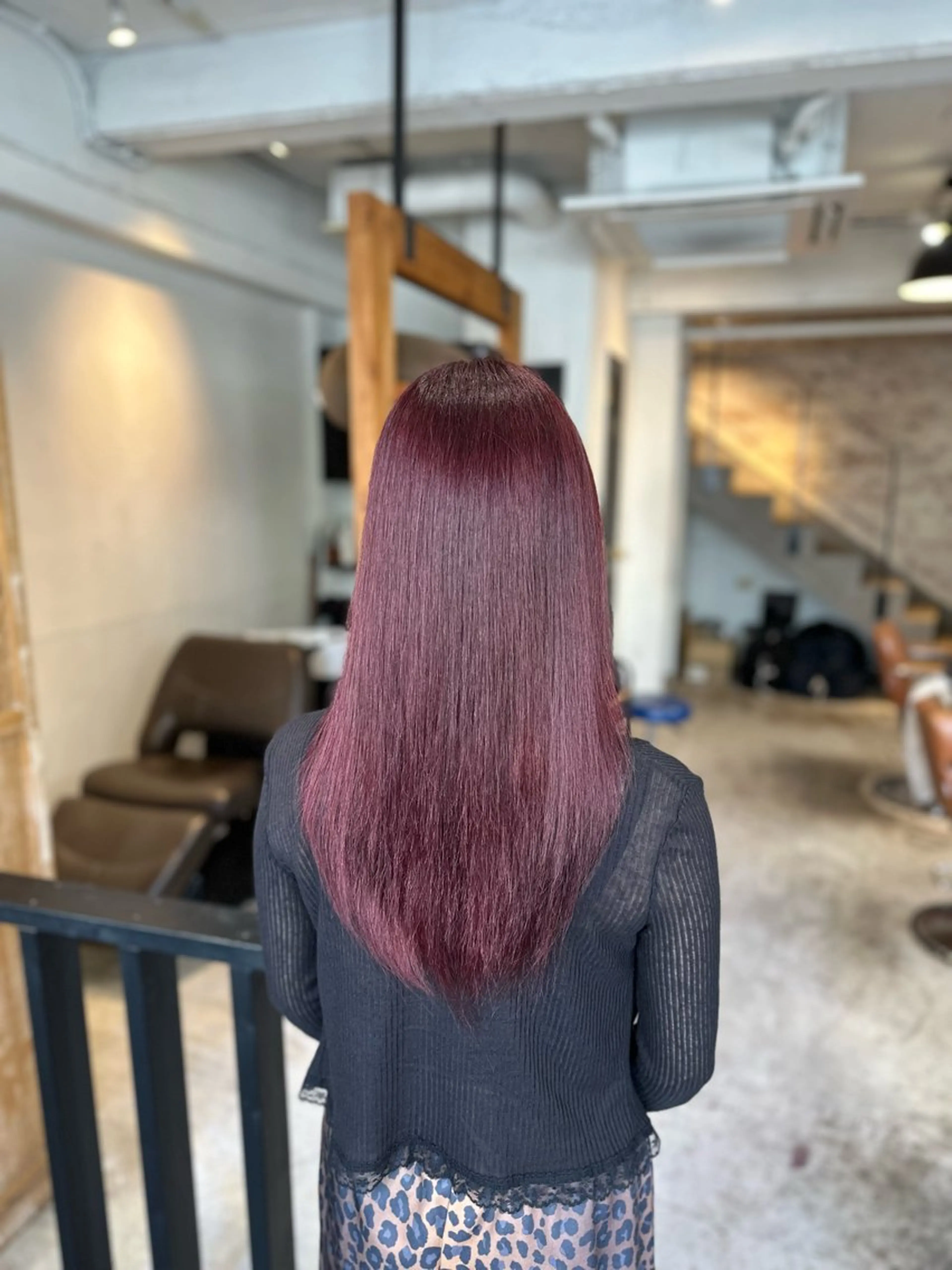 セミロング ヘアカラー PARIS hair salon所属・秋葉原　柏木絢汰 ✨当日予約okのヘアスタイル