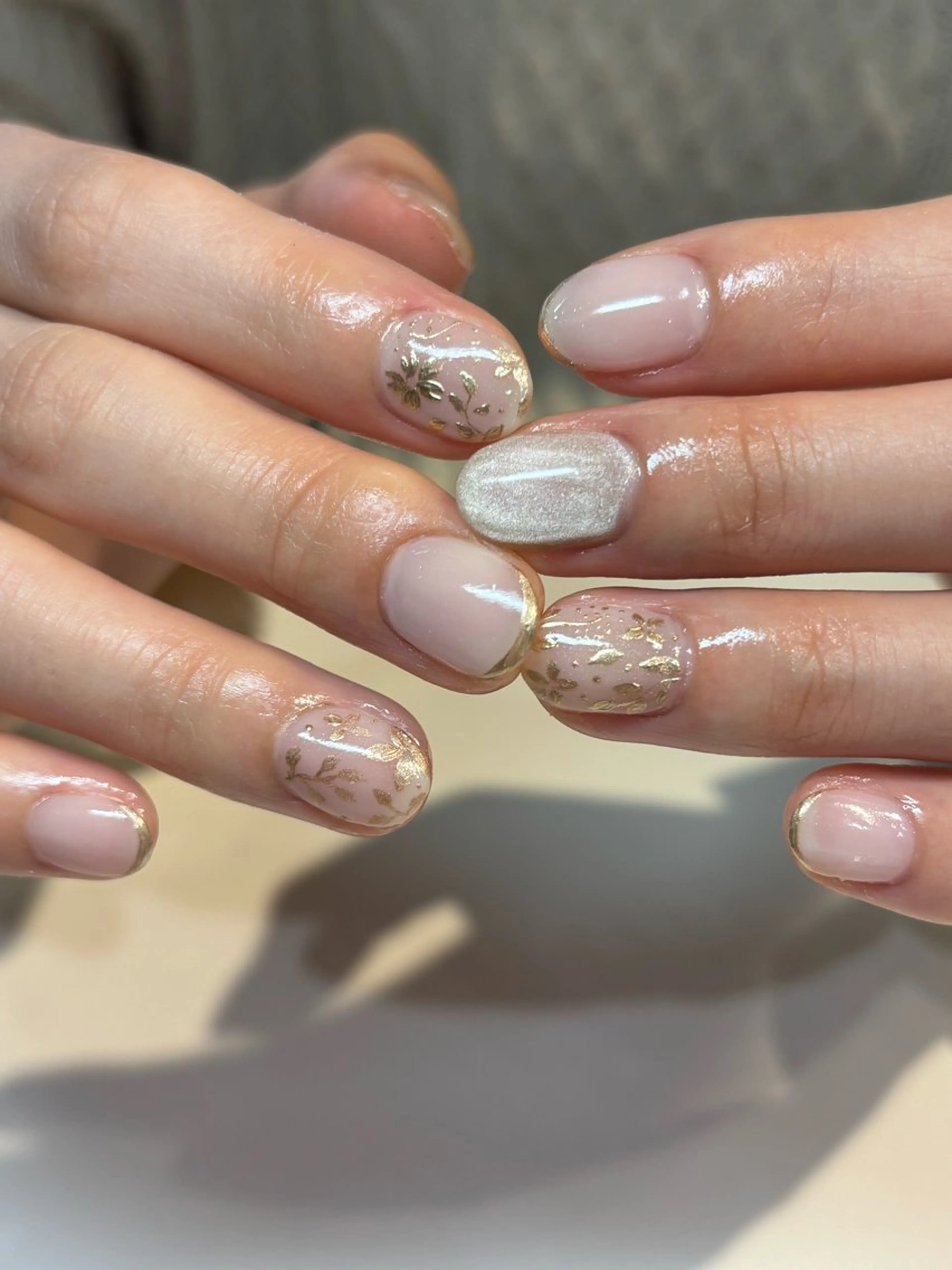 ネイル フットネイル フレンチネイル ジェルネイル グラデーション マグネットネイル ハンドネイル ヘアー.ネイル二刀流 misa🫧のヘアスタイル