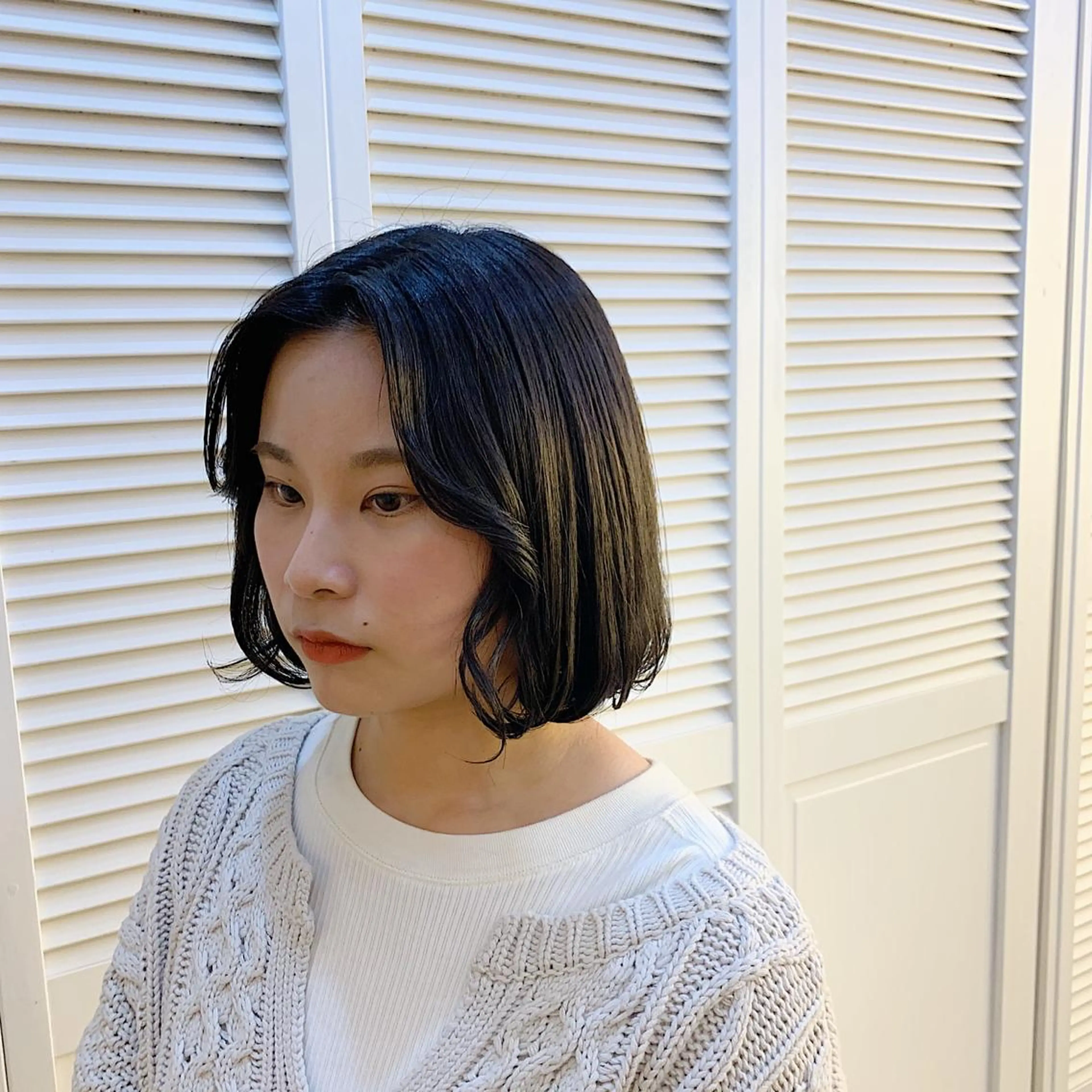 ショート カラー 黒髪 ブルーカラー ブルーブラック タンバルモリ 韓国風ヘア ヘアカラー GO TODAY SHAiRE SALON 町田店所属・🫧大森 知夏🫧のヘアスタイル