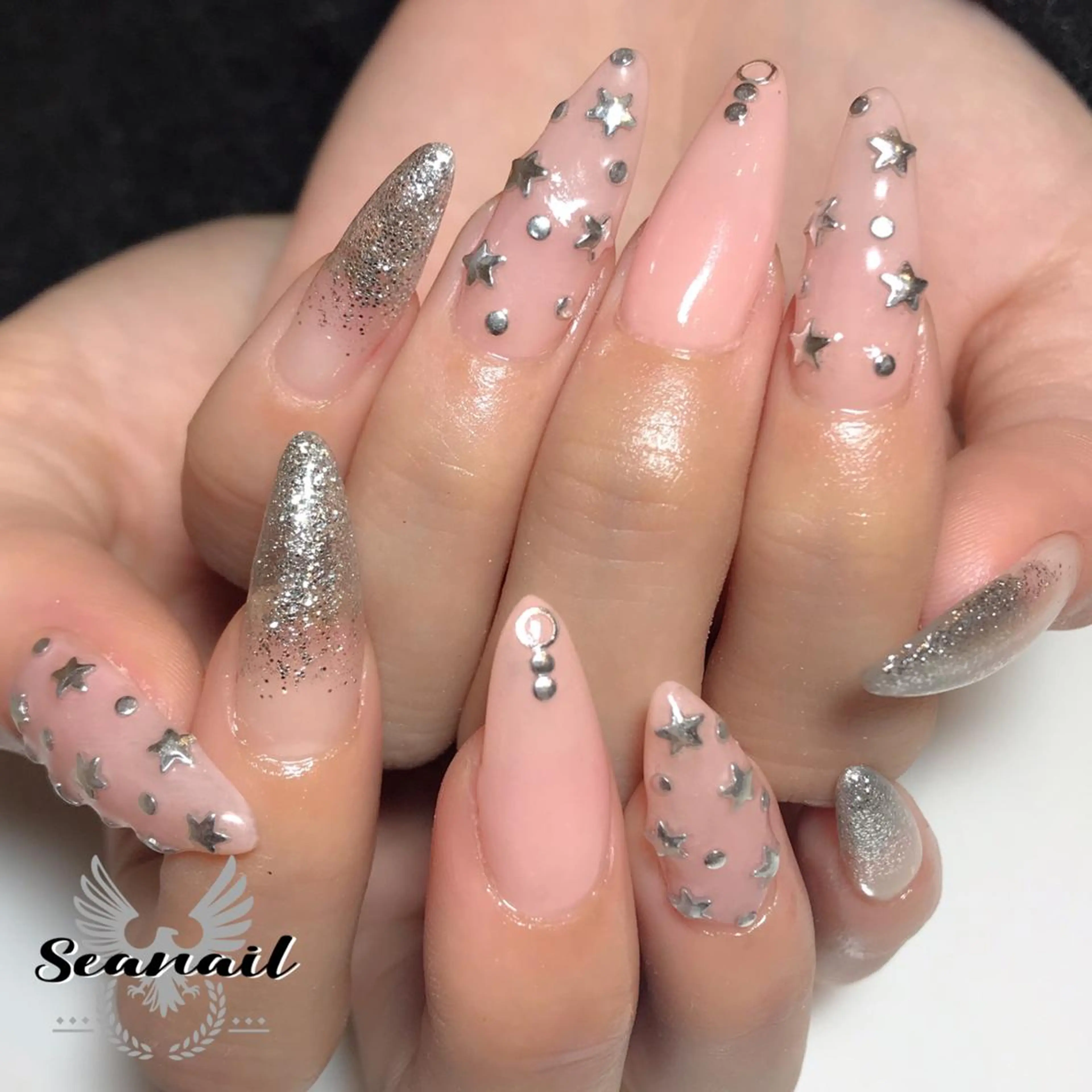 ネイル 小尾 栞のネイルデザイン