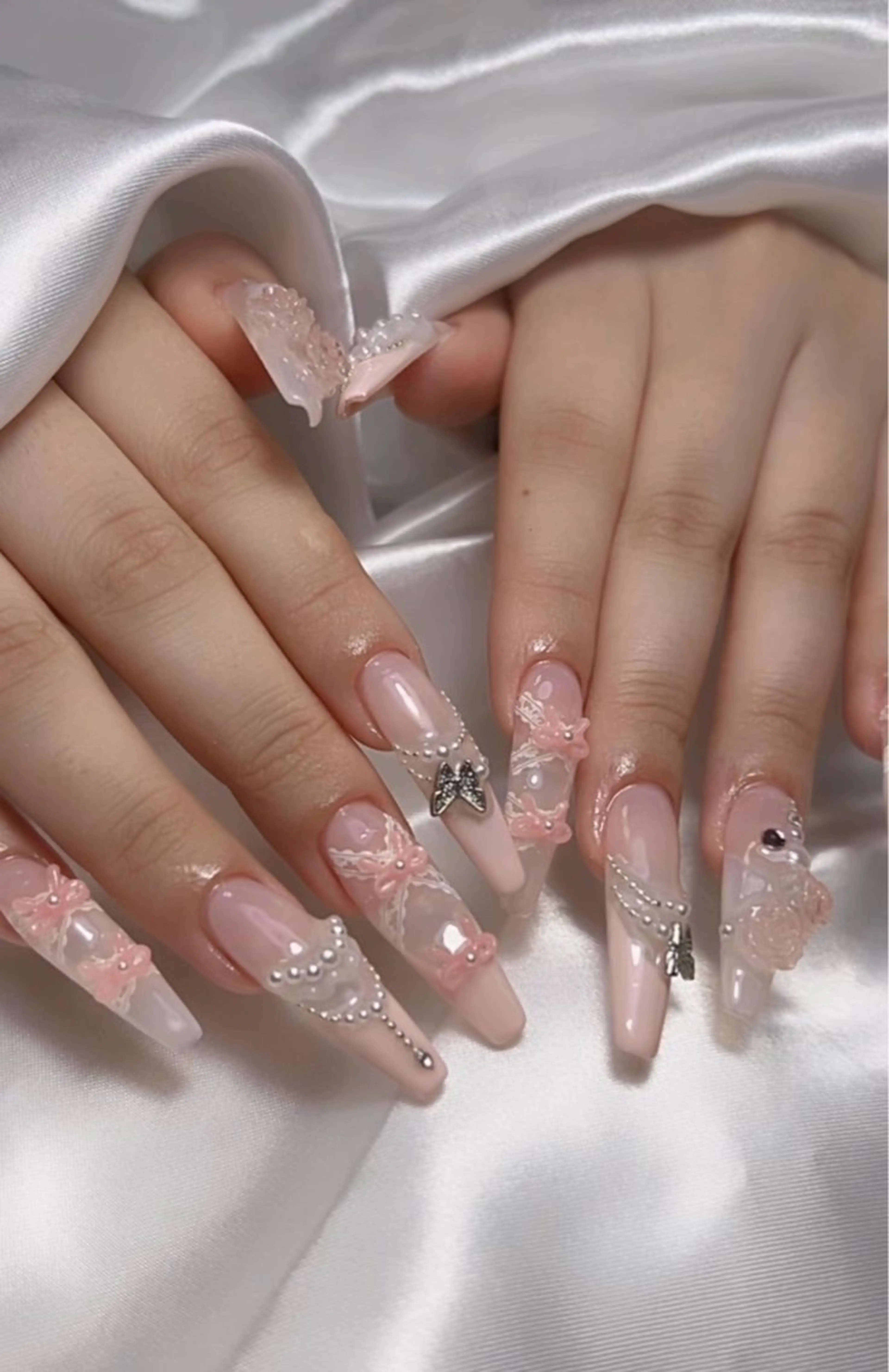 ネイル アートネイル オーロラネイル チークネイル 長さ出し フットネイル Chan nailsのネイルデザイン