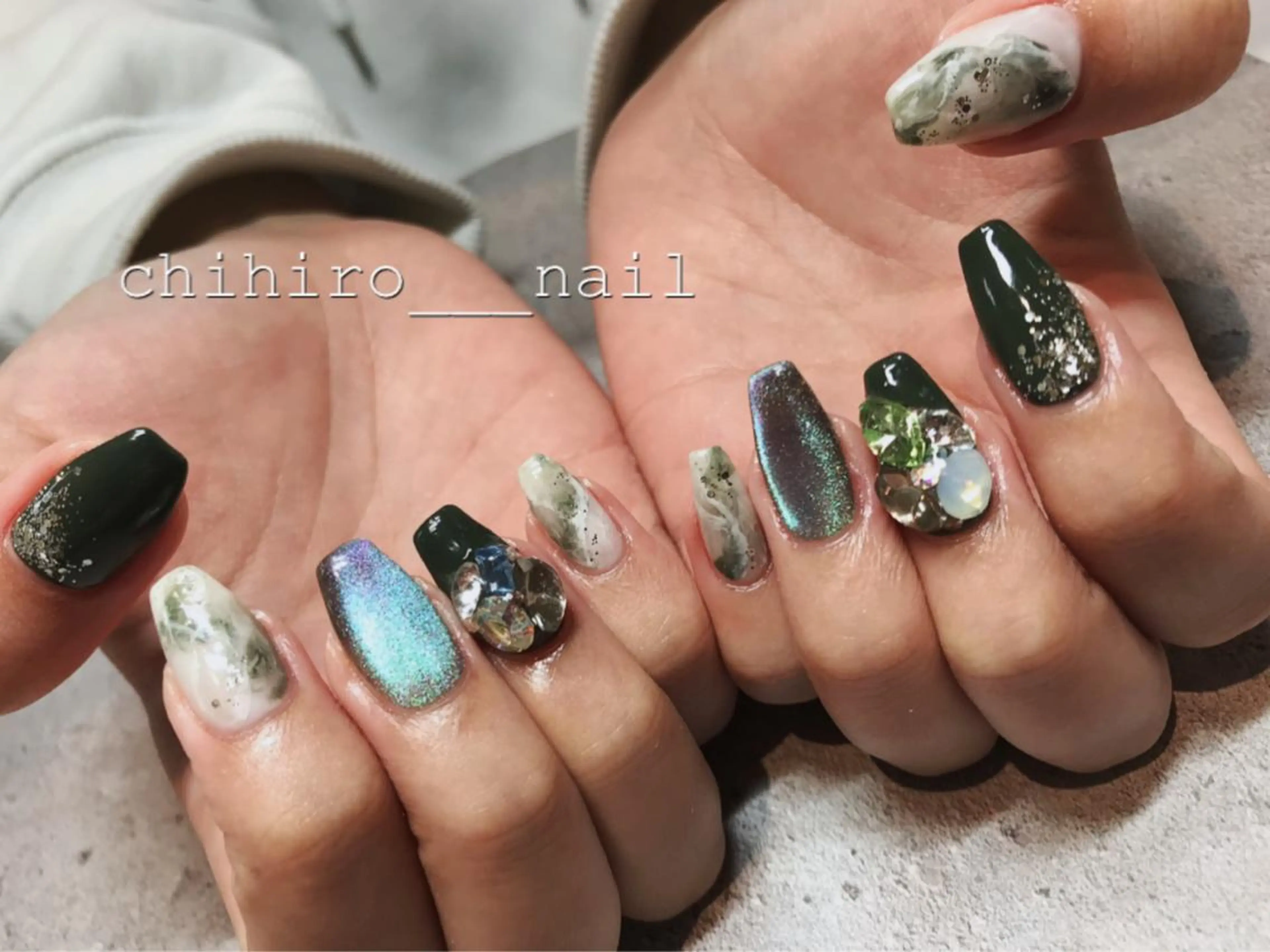 セミロング カラー ネイル アートネイル フレンチネイル ジェルネイル マグネットネイル ニュアンスネイル ハンドネイル beauty salon ma'am所属・chihiro 小路ネイルのネイルデザイン