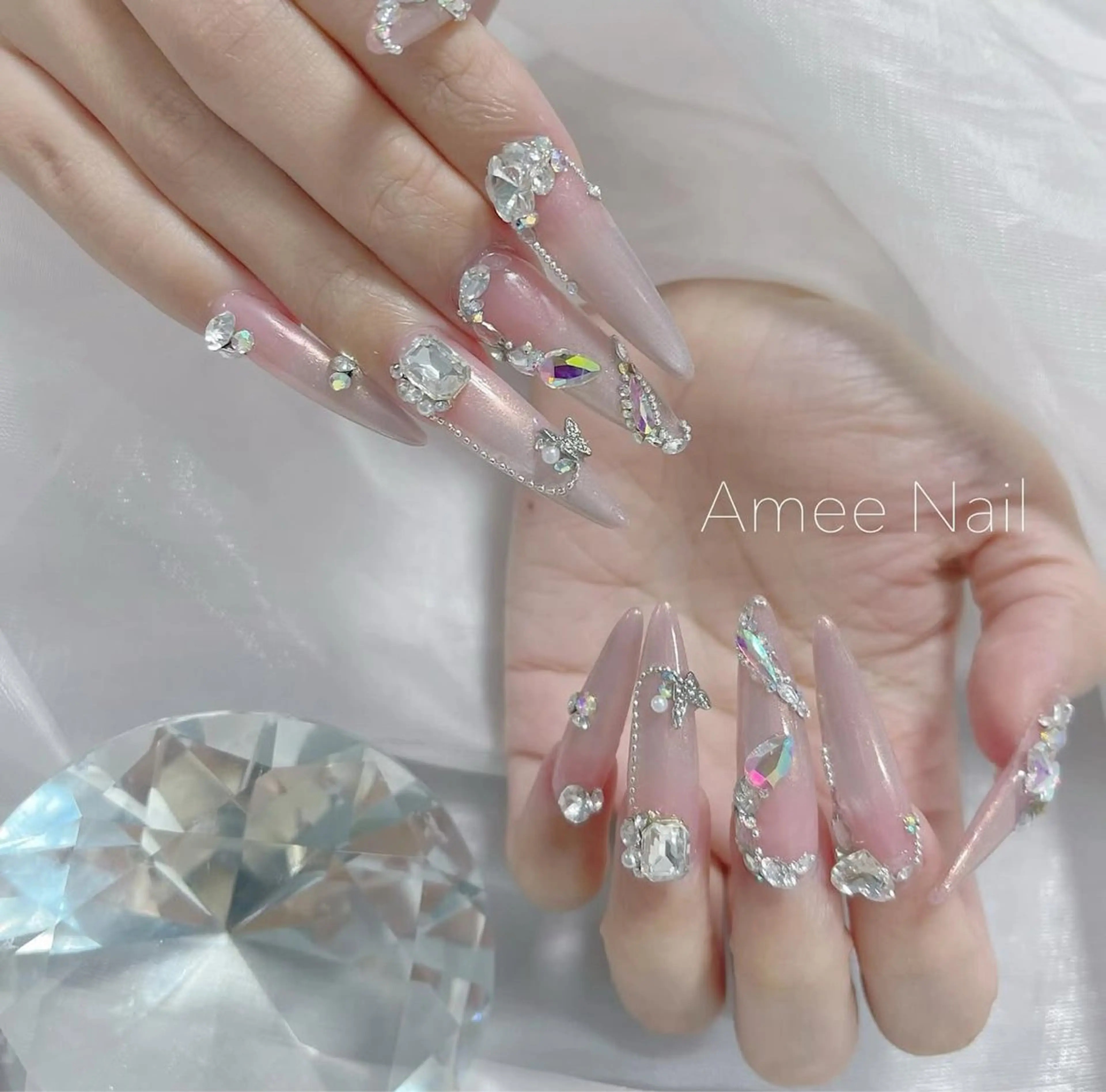 ネイル アートネイル グラデーション キラキラネイル ニュアンスネイル オフィスネイル ZUZU AMEE NAILのネイルデザイン