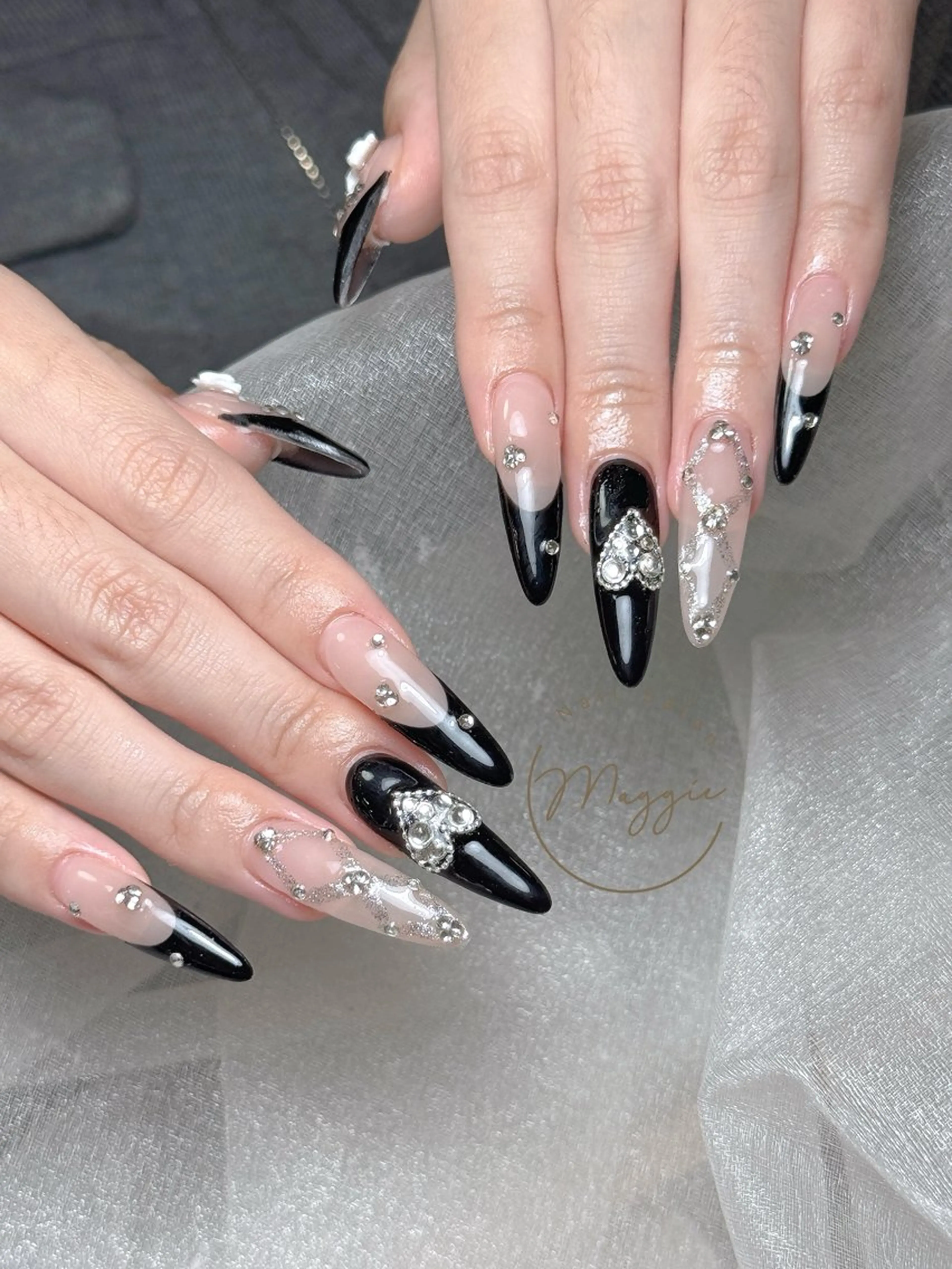 ネイル Maggie Nail🦩のネイルデザイン