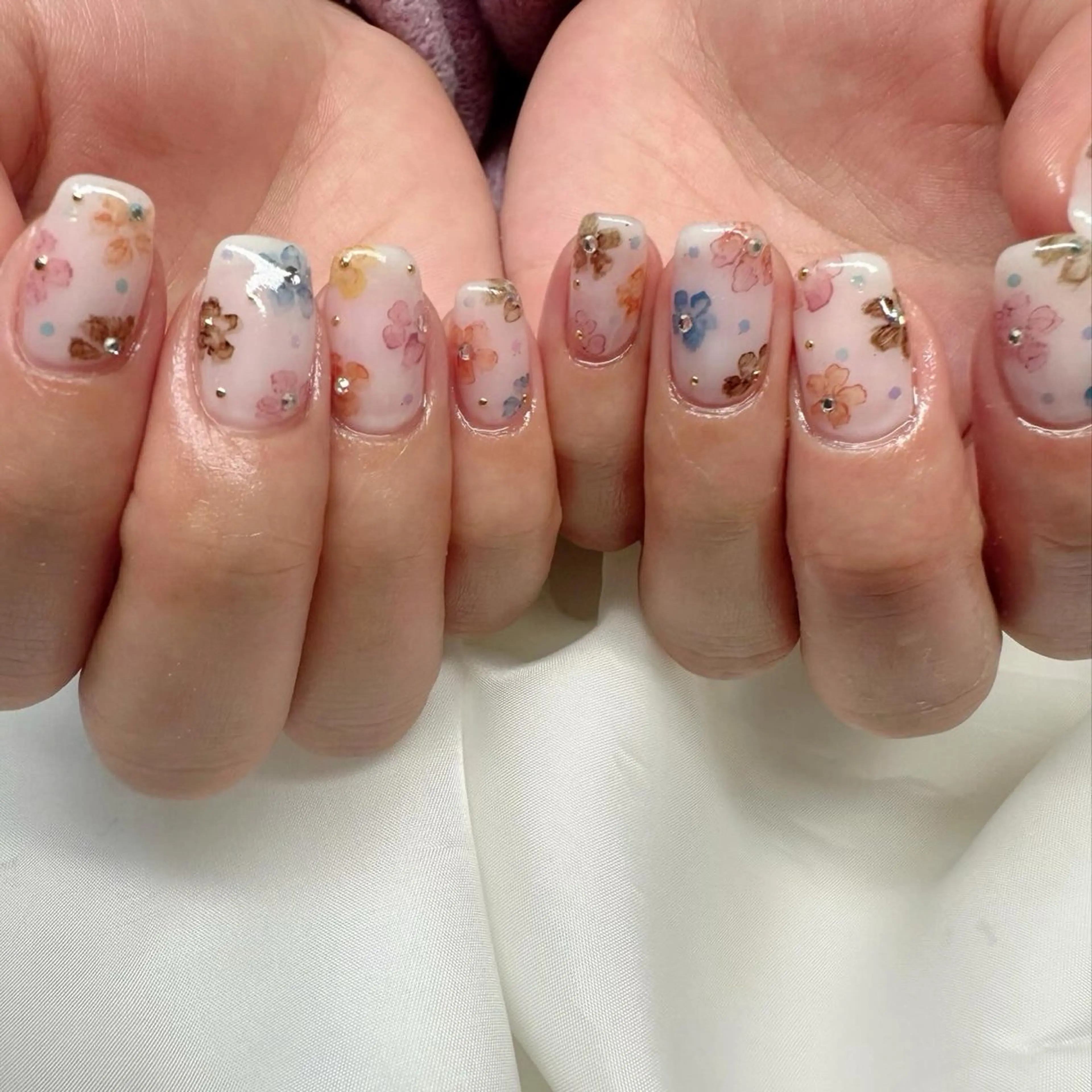 ネイル アートネイル クリアネイル フラワーネイル 氷ネイル・うるうるネイル 韓国ネイル 🪞KAPE NAIL 🪞のネイルデザイン