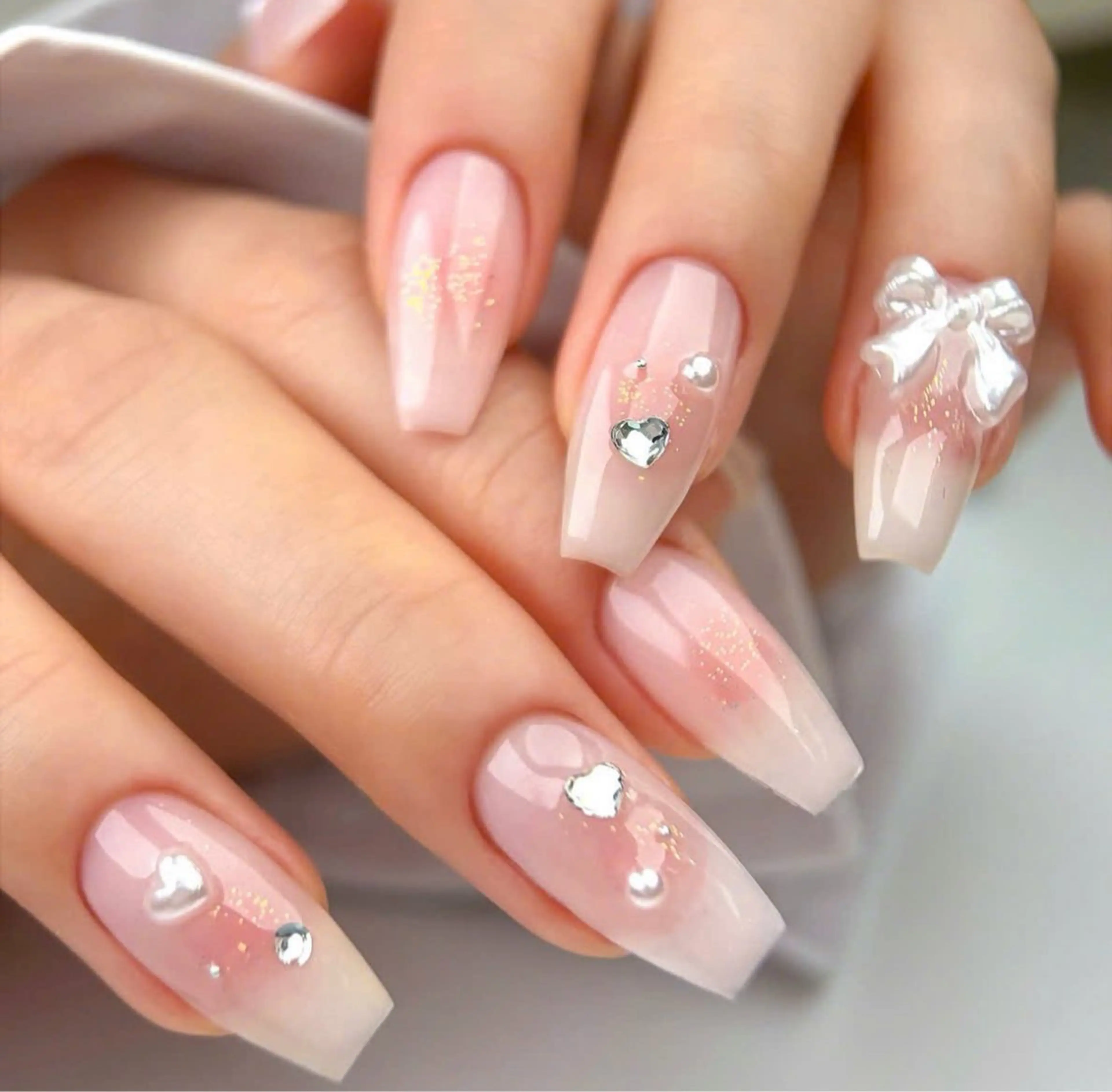 ネイル ハンドネイル Tini ANA.CHUOのネイルデザイン