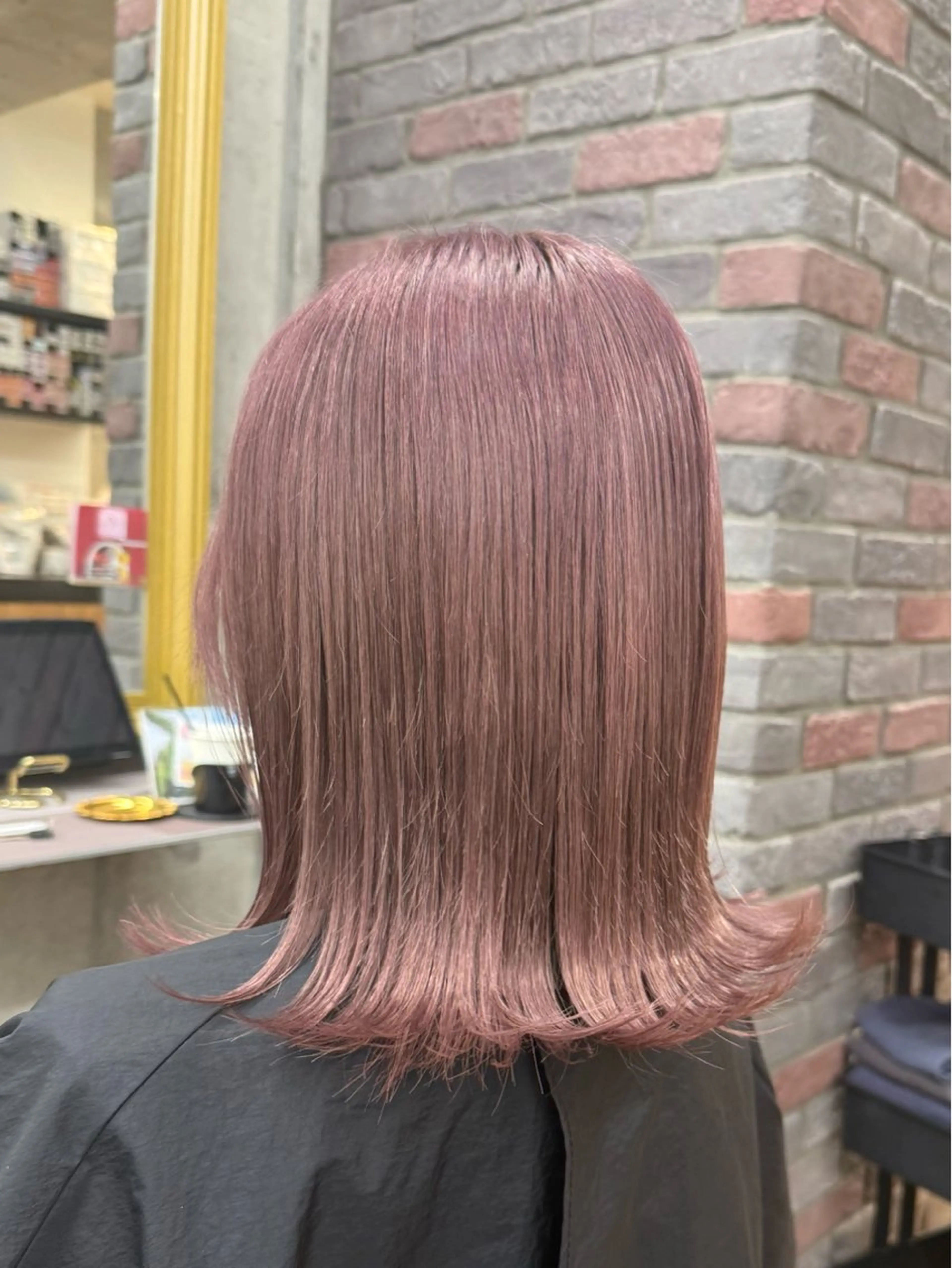 ミディアム カラー ヘアカラー 栗原 莉玖のヘアスタイル