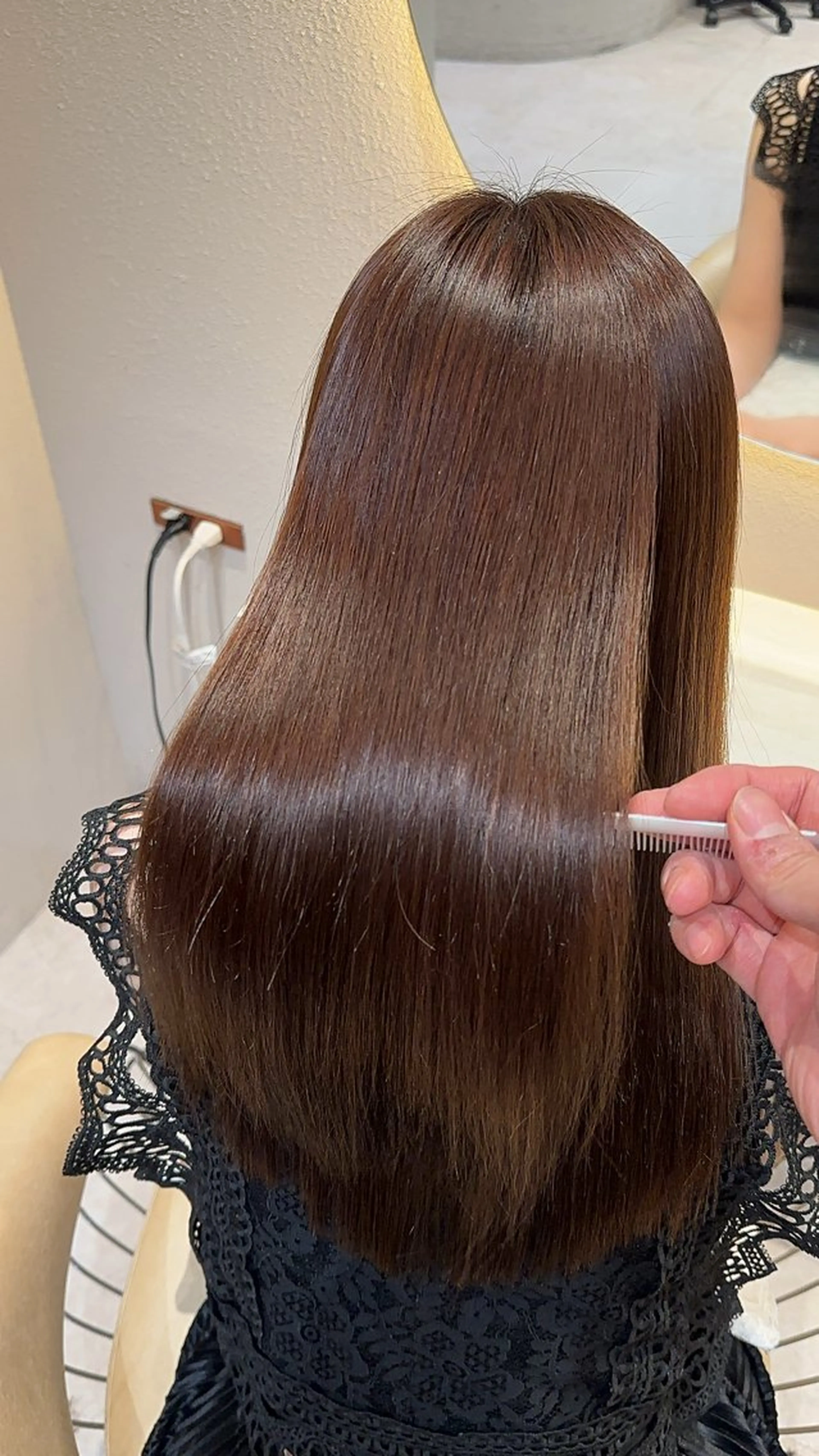 セミロング カラー カット ヘアカラー 縮毛矯正 レイヤー❣️縮毛矯正 川村利幸のヘアスタイル