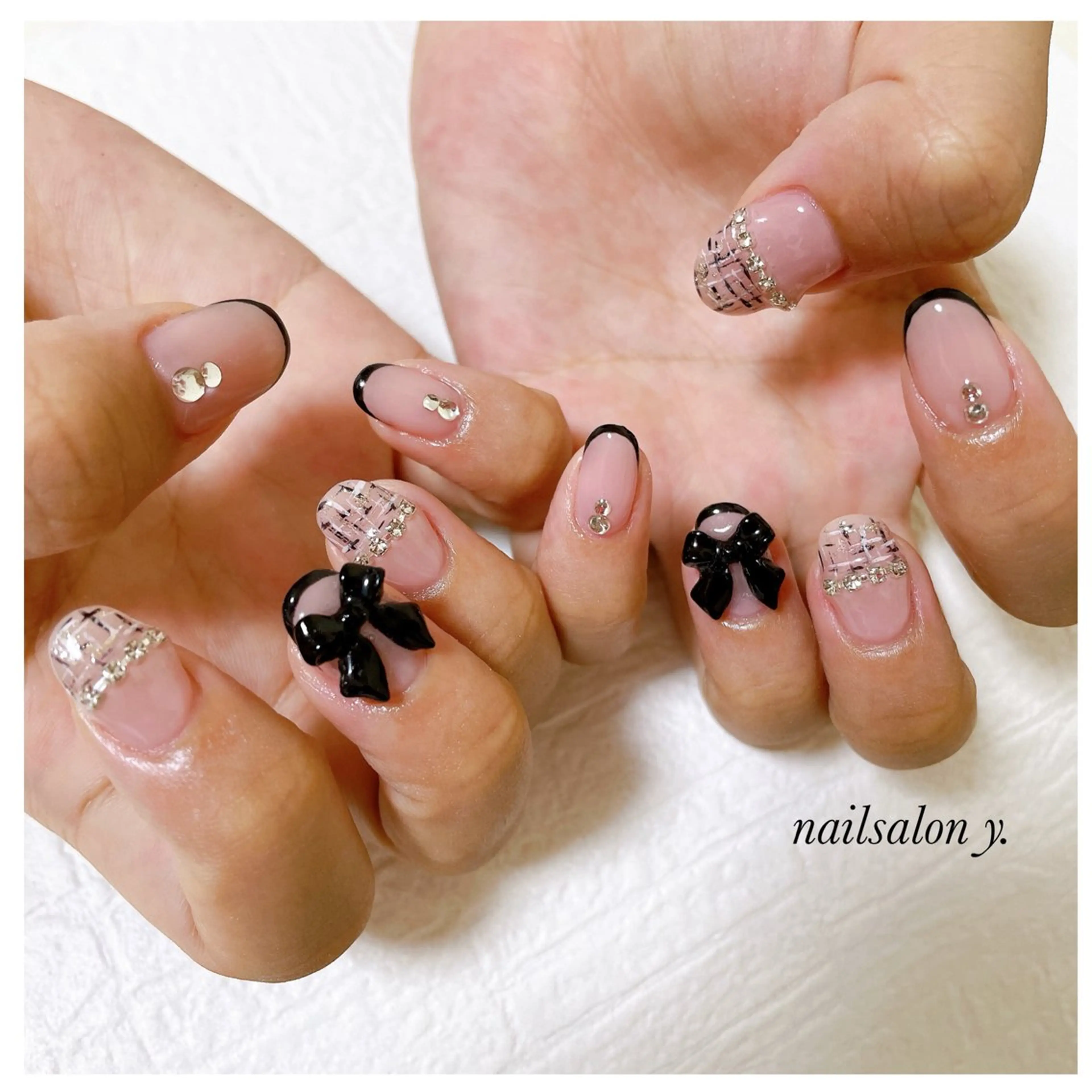 ネイル リボン nail salon y.所属・nailsalon y.のネイルデザイン