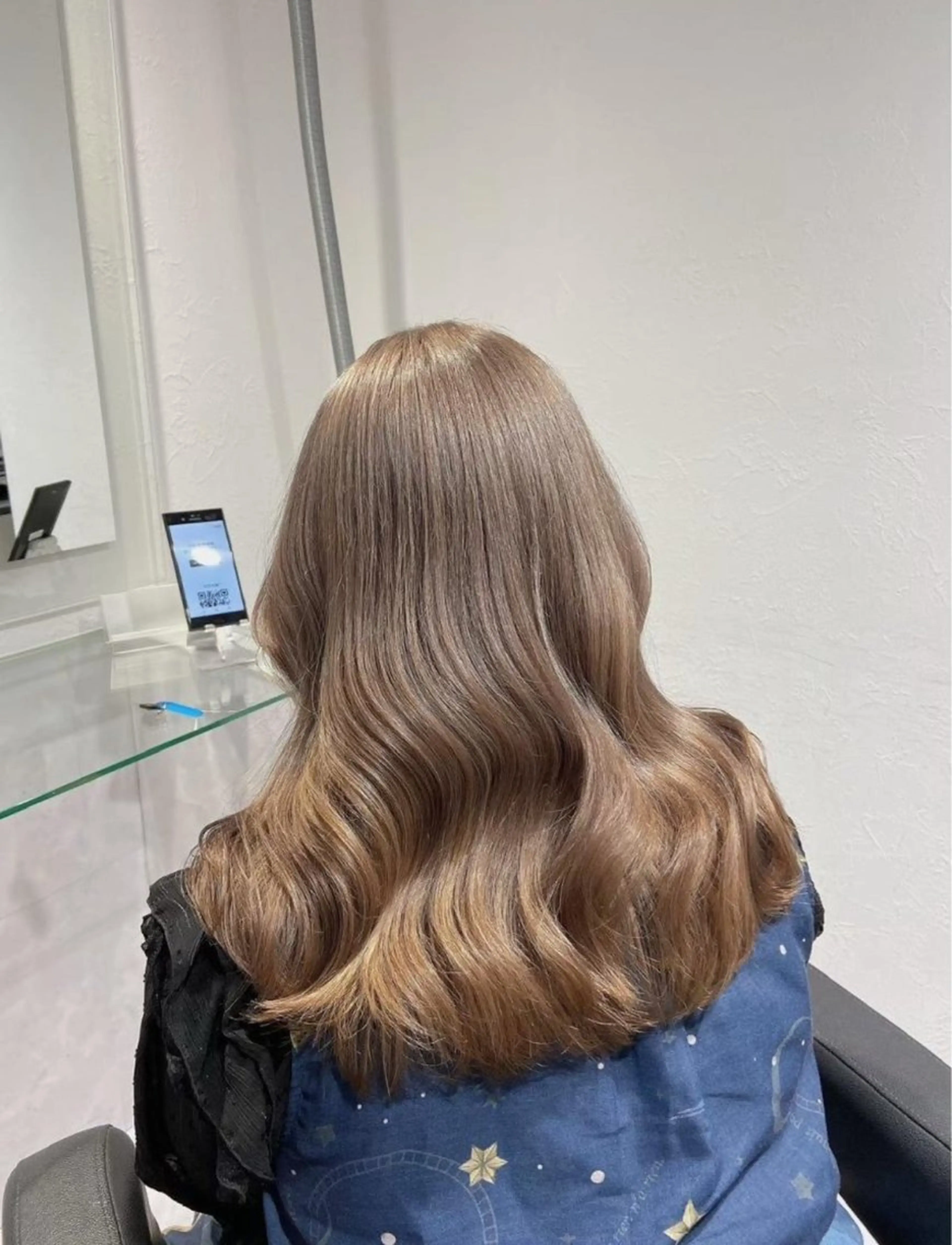 ロング カット ヘアカラー トリートメント 韓国ヘア/ブリーチ無 しWカラー/オリーブのヘアスタイル