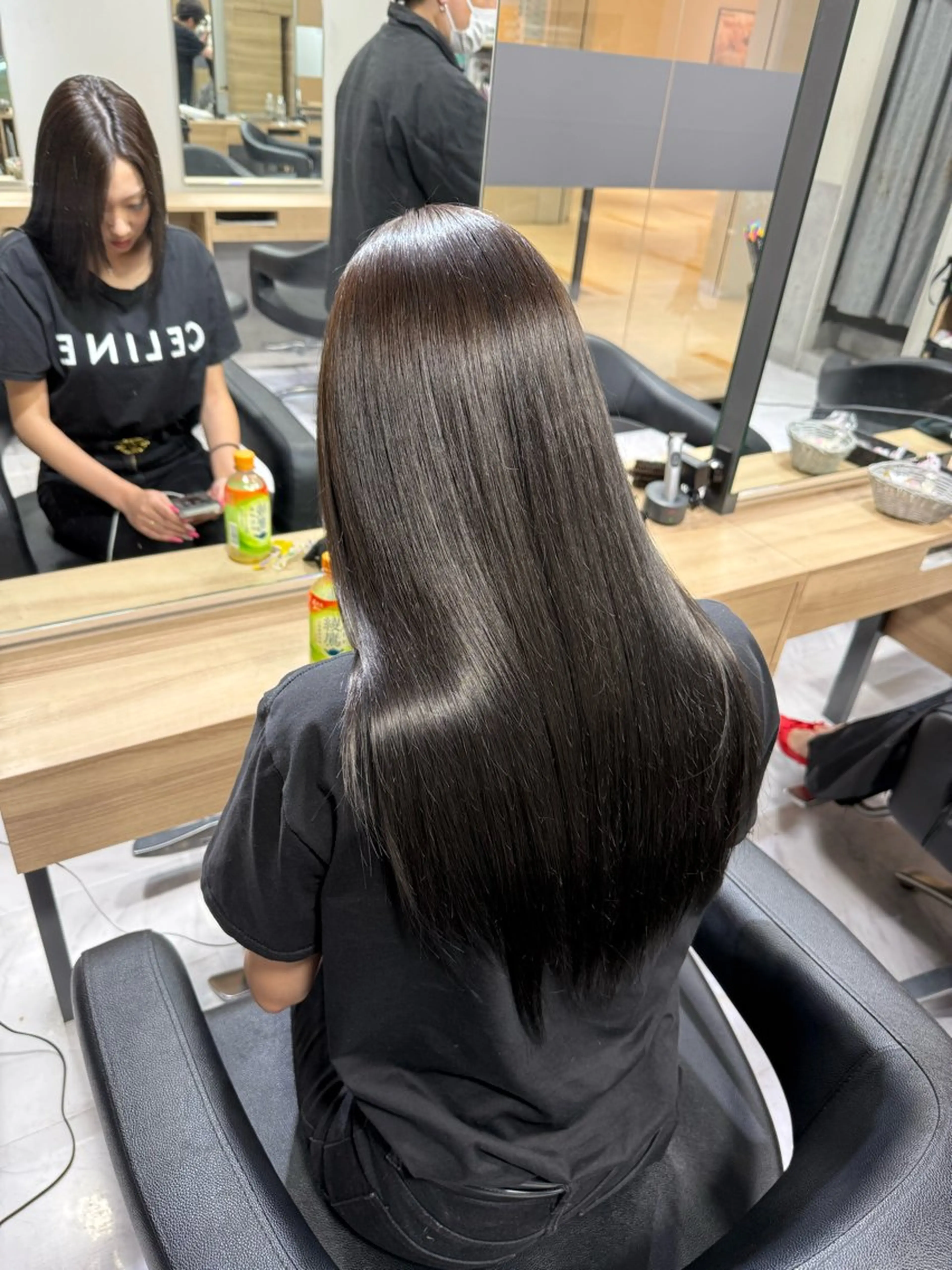 ロング 縮毛矯正 トリートメント 🌹門奈🌹髪質改善 /透明感カラーのヘアスタイル