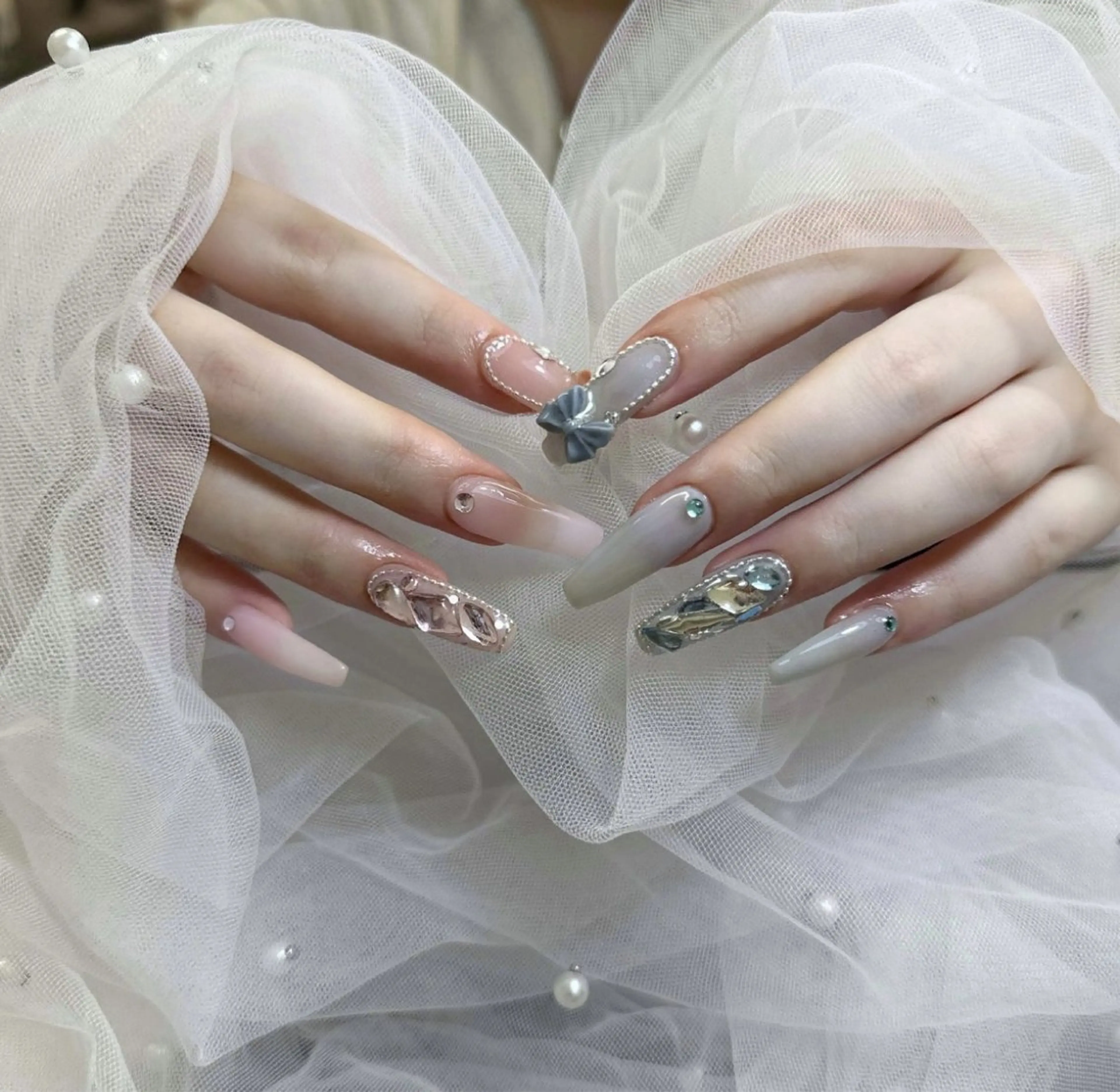 ネイル 長さ出し フレンチネイル 韓国ネイル レース マグネットネイル ハンドネイル nami ナミのネイルデザイン