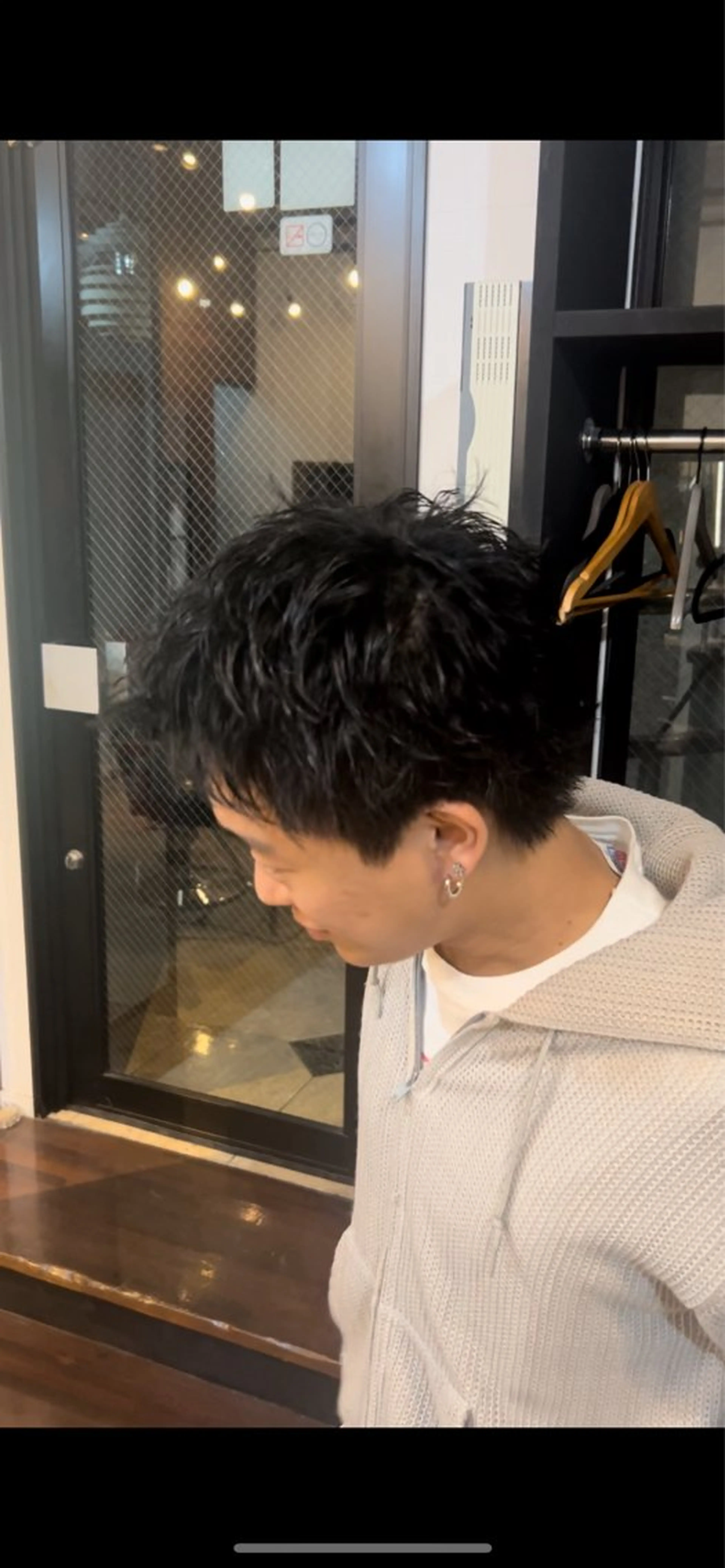 【学割U24💈メンズ限定】/ピンパーマ/スパイキーショートなどのショートヘアにおすすめです！！パーマモデルの写真