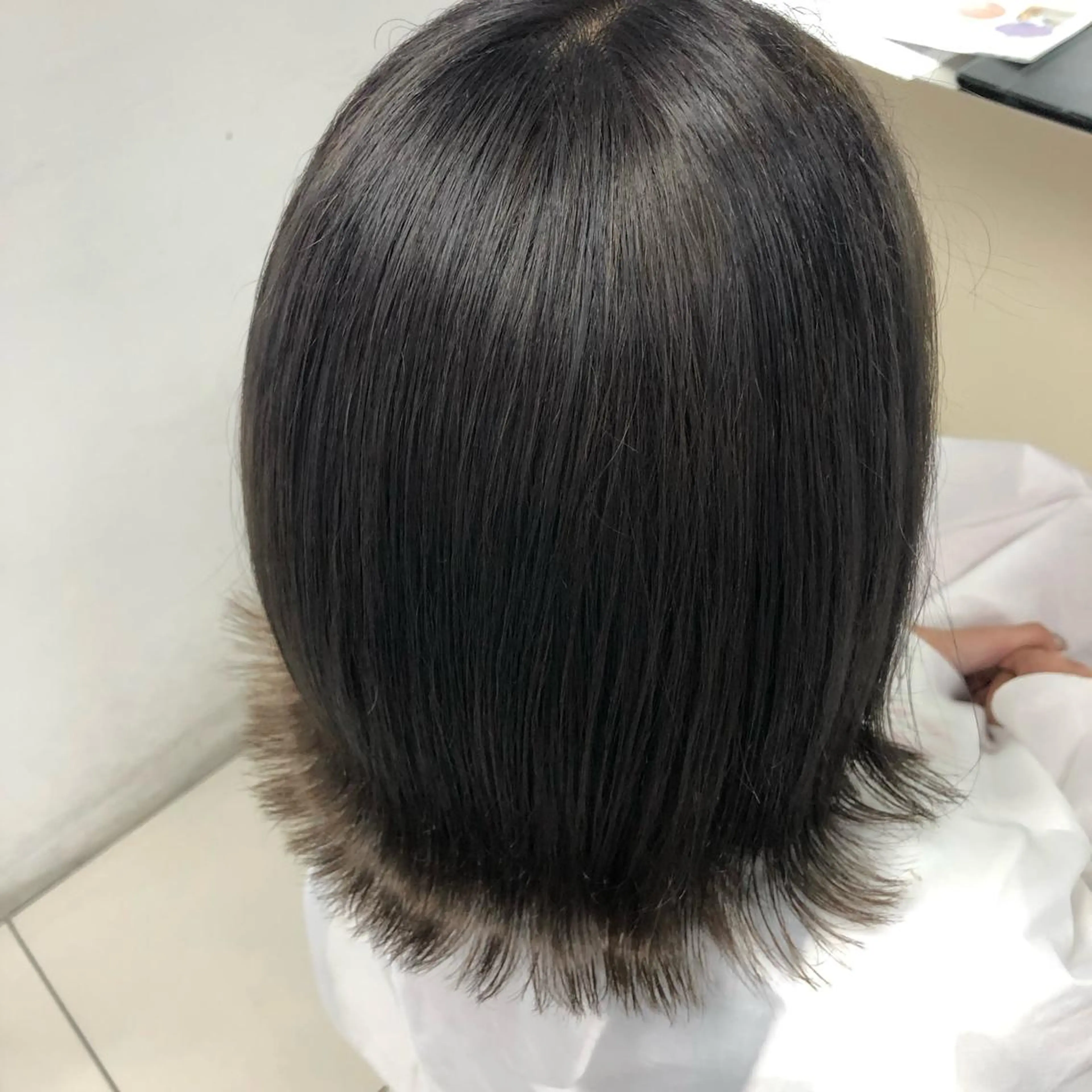 ミディアム カラー ヘアカラー トリートメント まつ毛/アイブロウ /髪質改善カラーのヘアスタイル