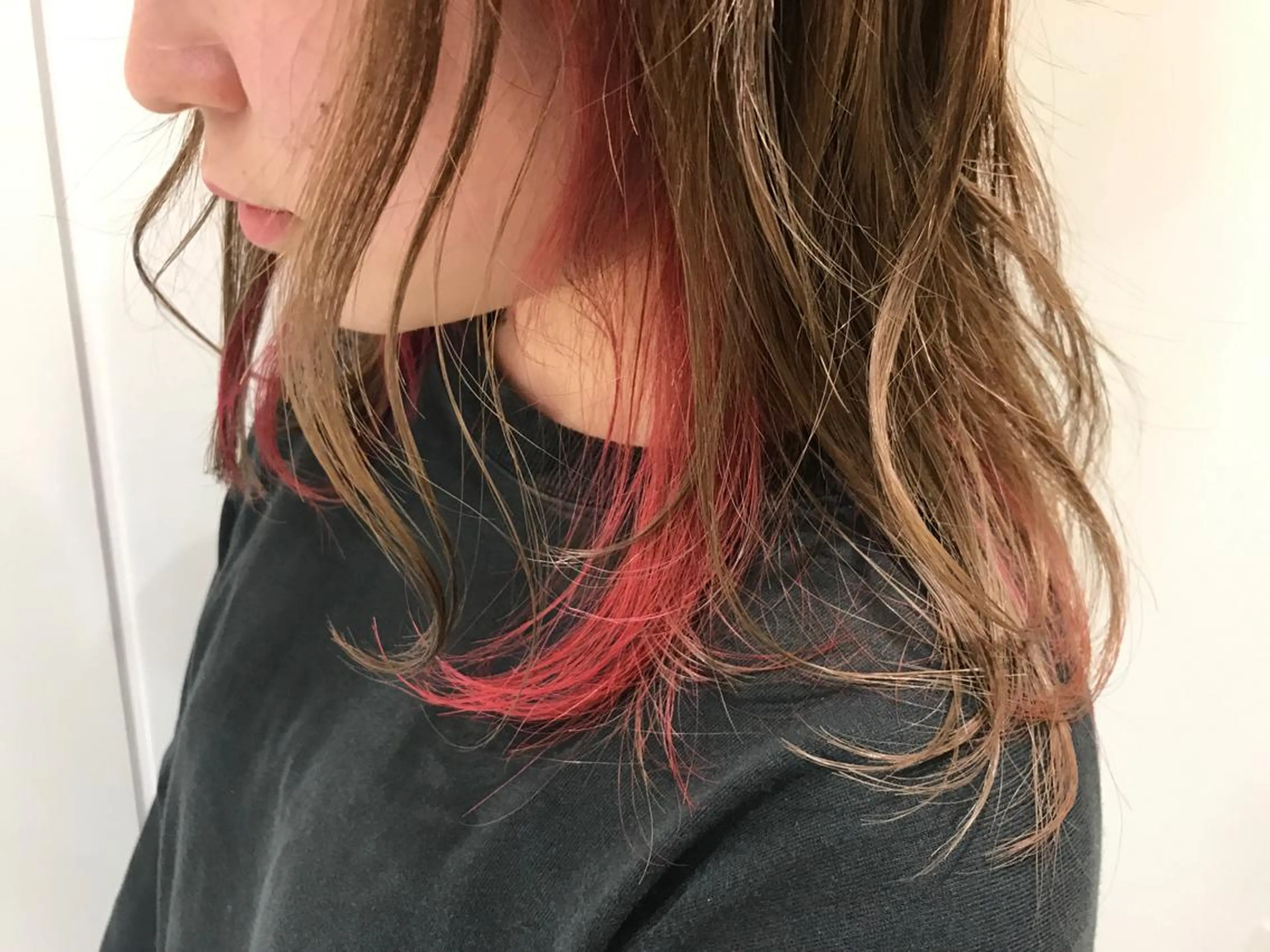 ミディアム カラー インナーカラー ピンクカラー Le'a渋谷所属・インナーエクステ渋谷 🦋KAJIのヘアスタイル