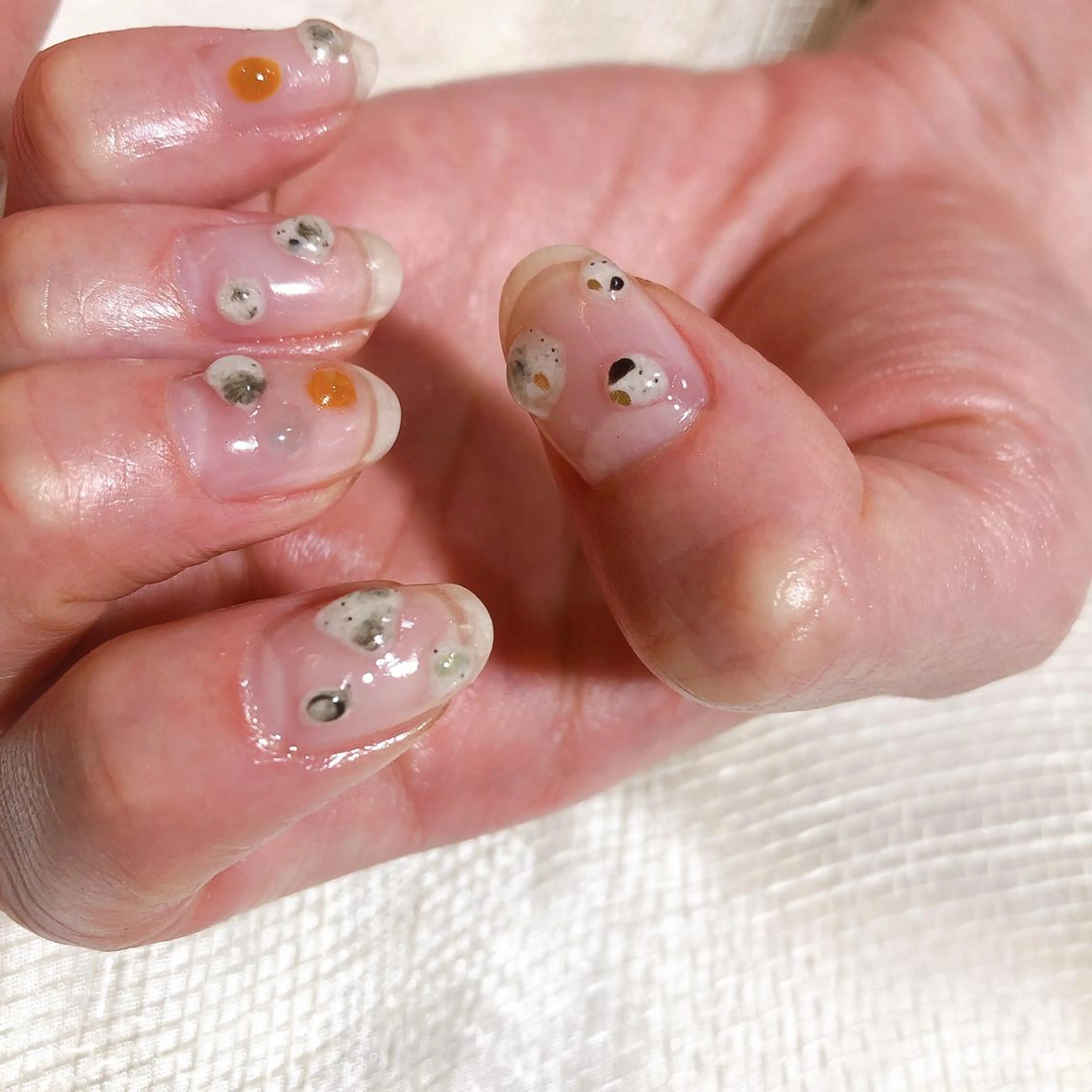 ネイル nailsalon　hue所属・小山 羽奈のネイルデザイン