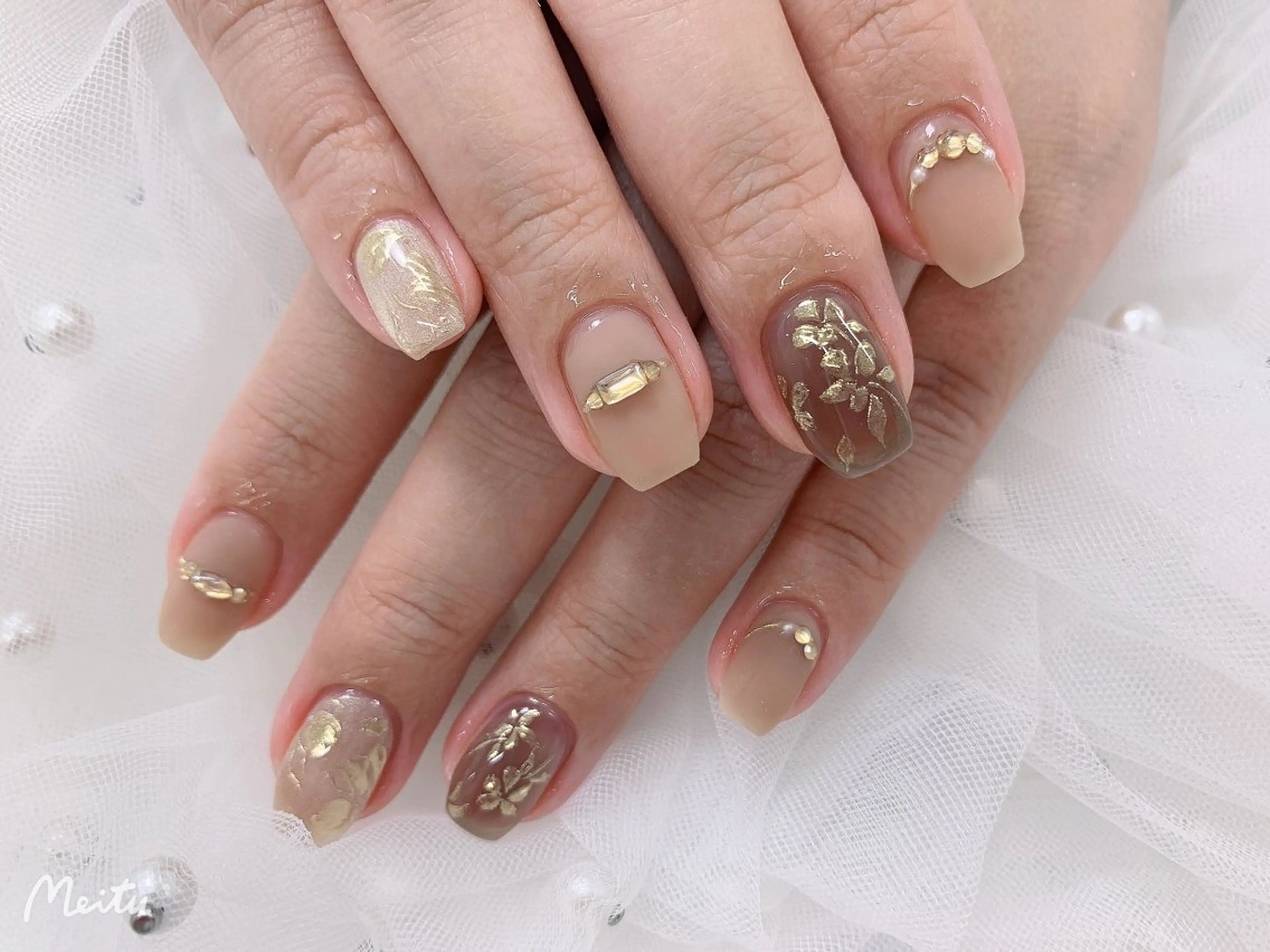 ネイル Miouミオン ネイルサロンのネイルデザイン