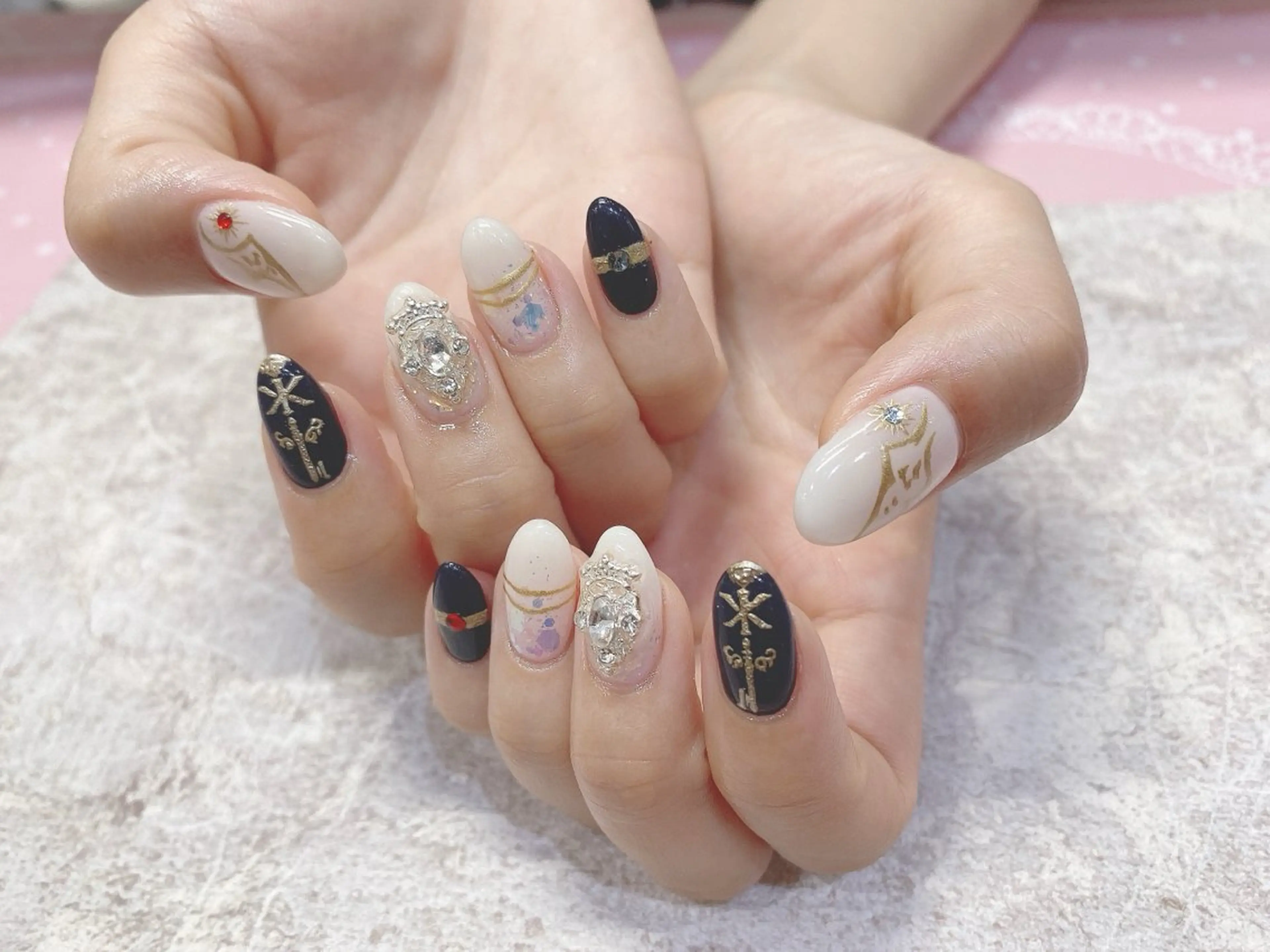 ネイル ハンドネイル PLATA LISAのネイルデザイン