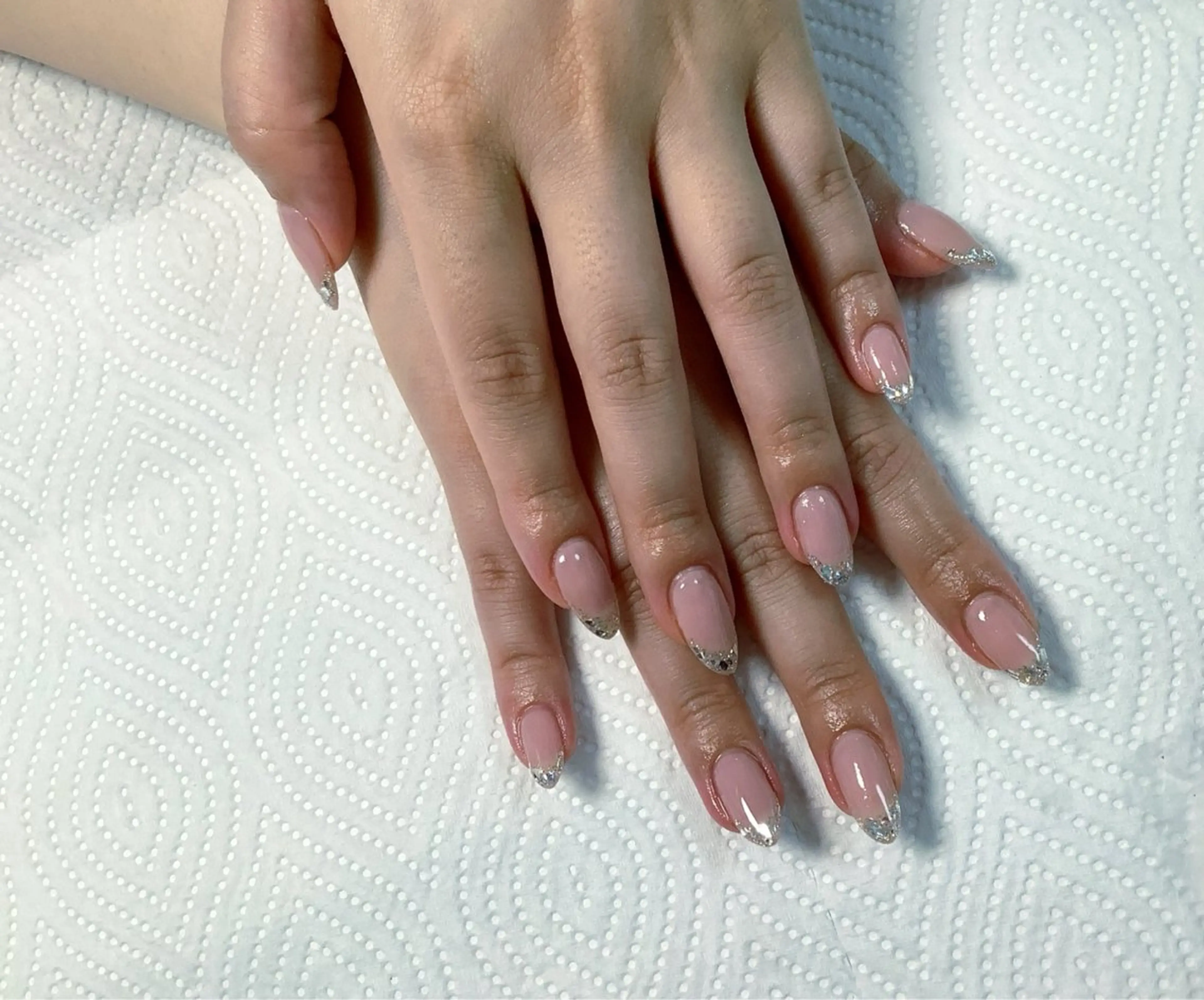 ネイル pink ladyサロン所属・べ にのネイルデザイン