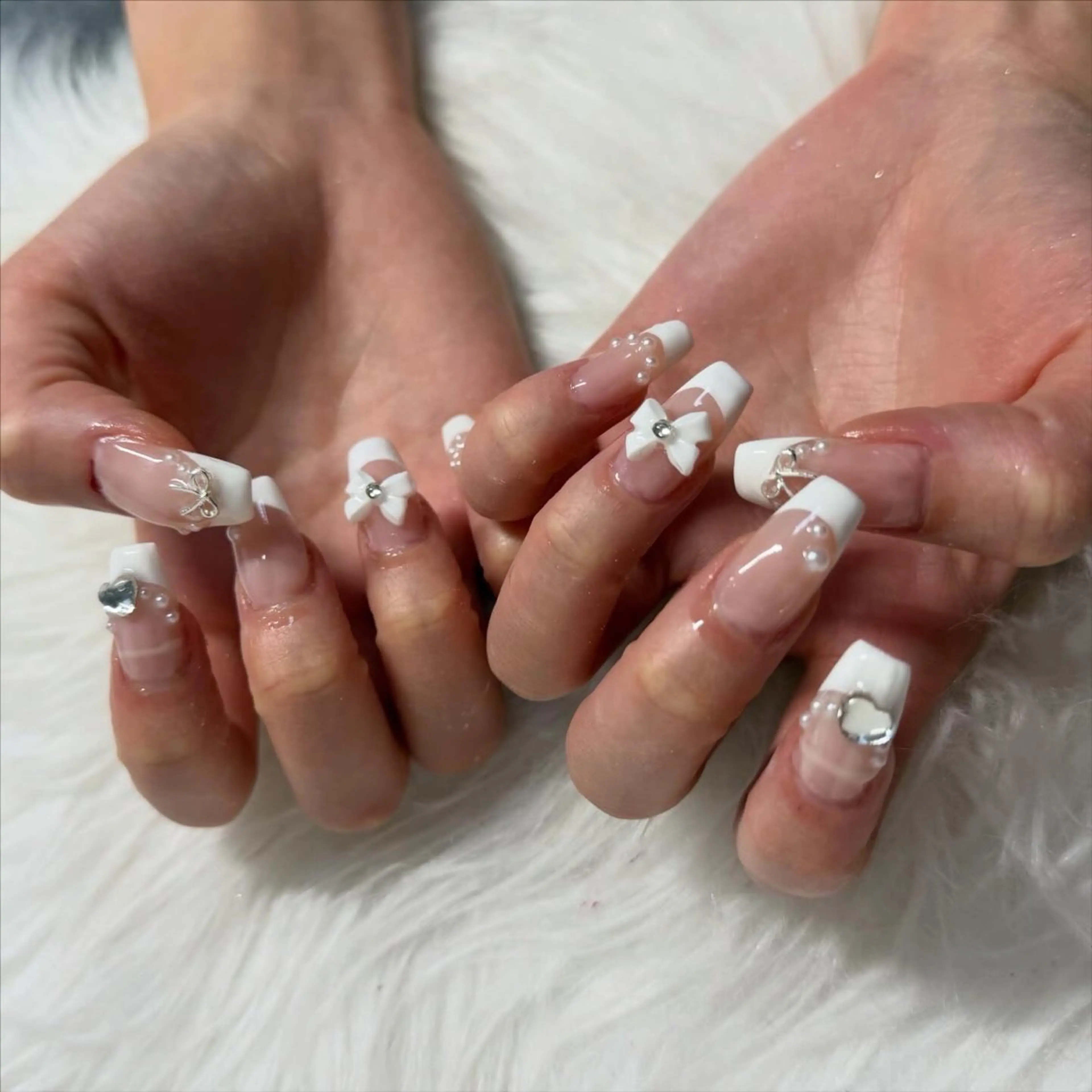 セミロング ハンドネイル mao .のネイルデザイン