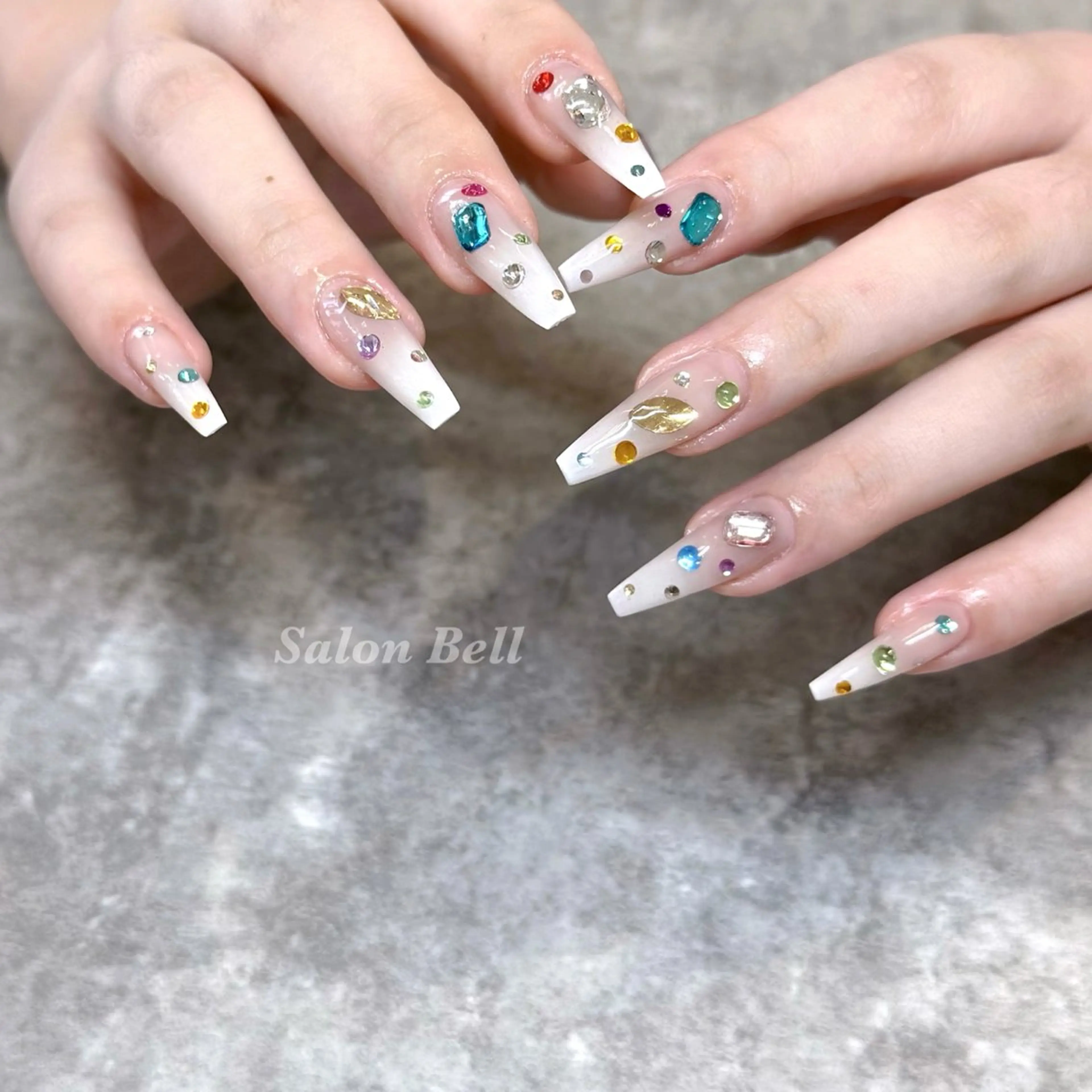 ネイル Bell 富田林店 SAYAKAのネイルデザイン