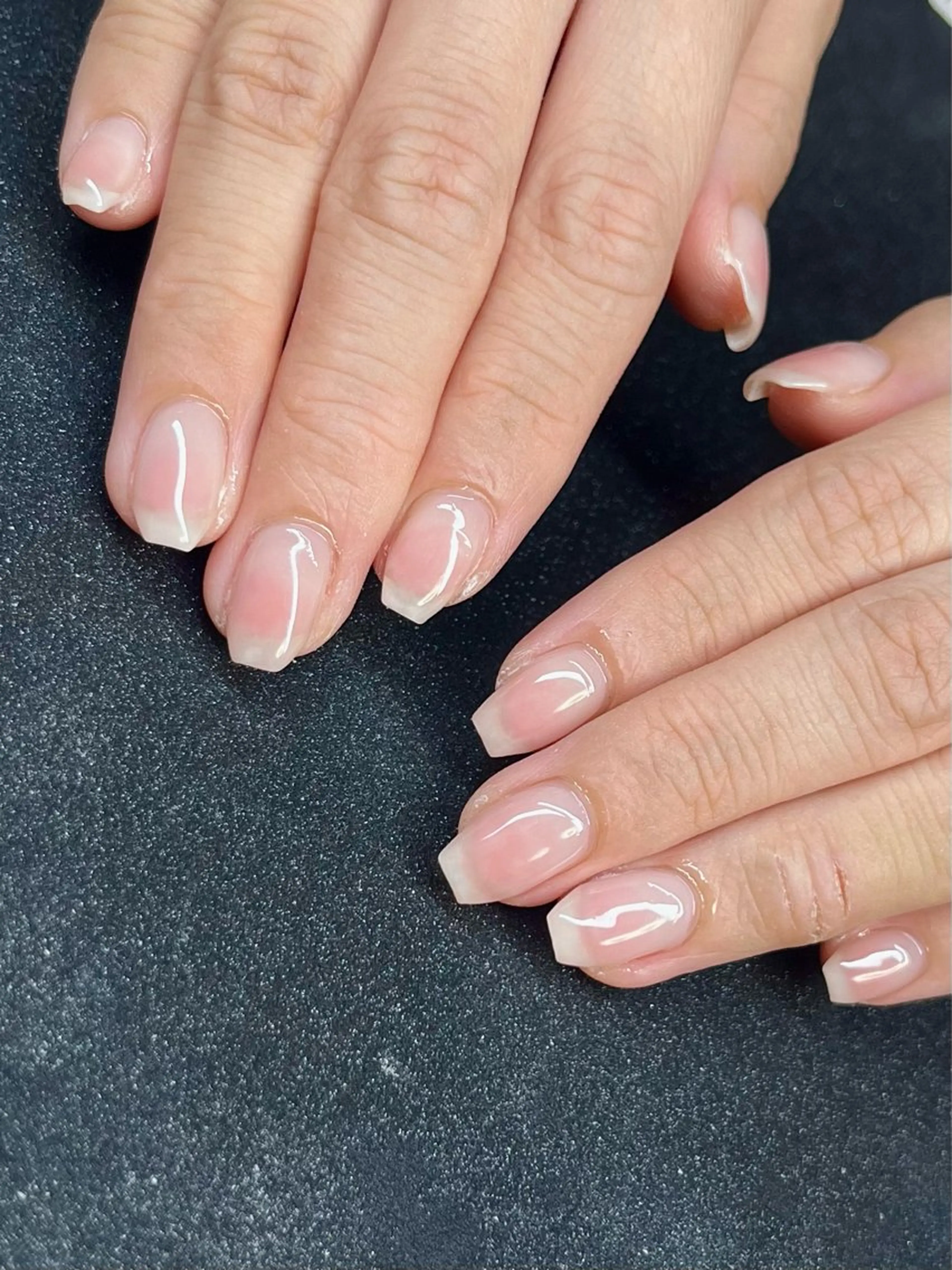 ネイル チークネイル ハンドネイル Chika .のネイルデザイン