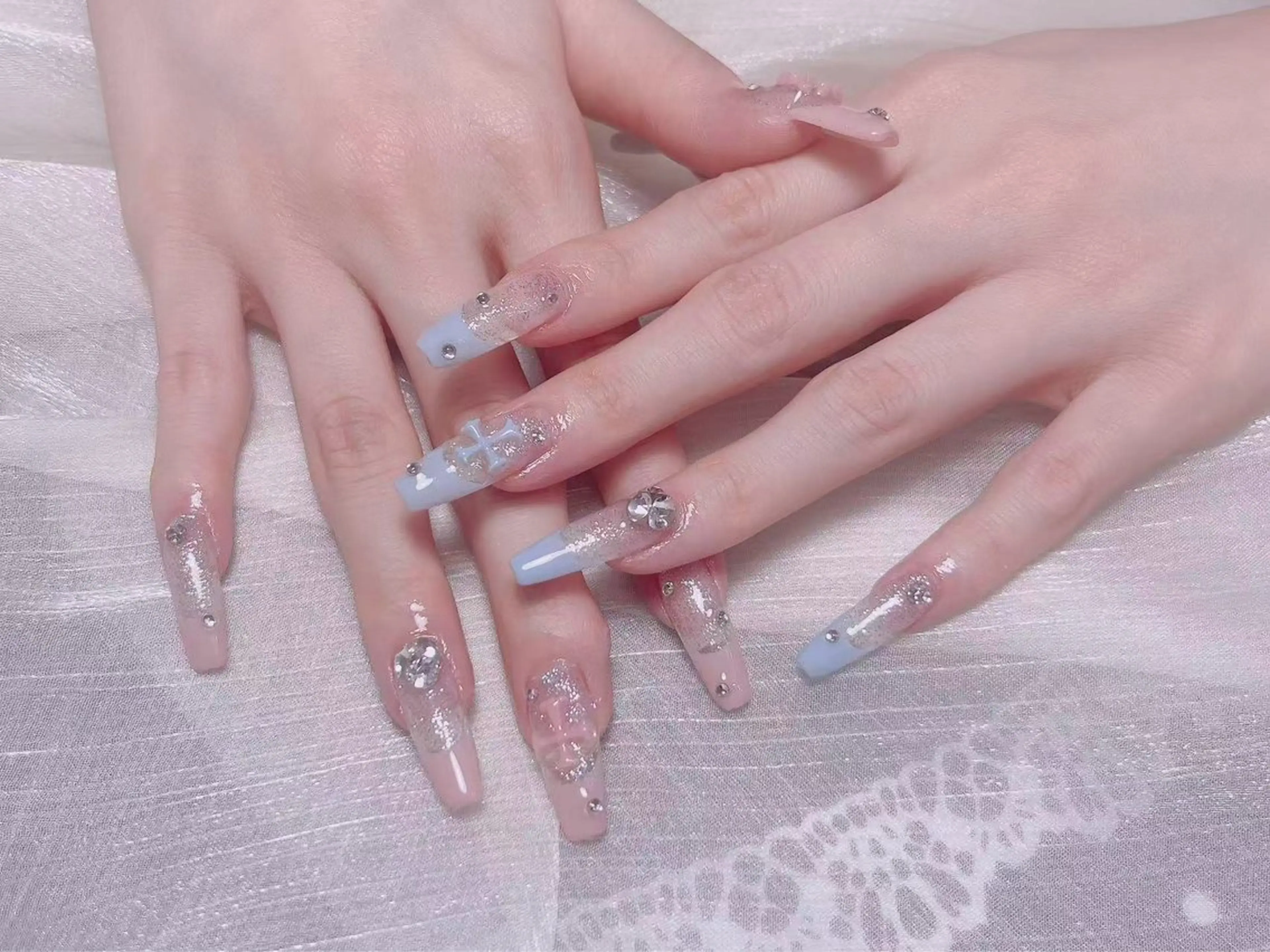 ネイル ハンドネイル Kari ネイルサロンのネイルデザイン