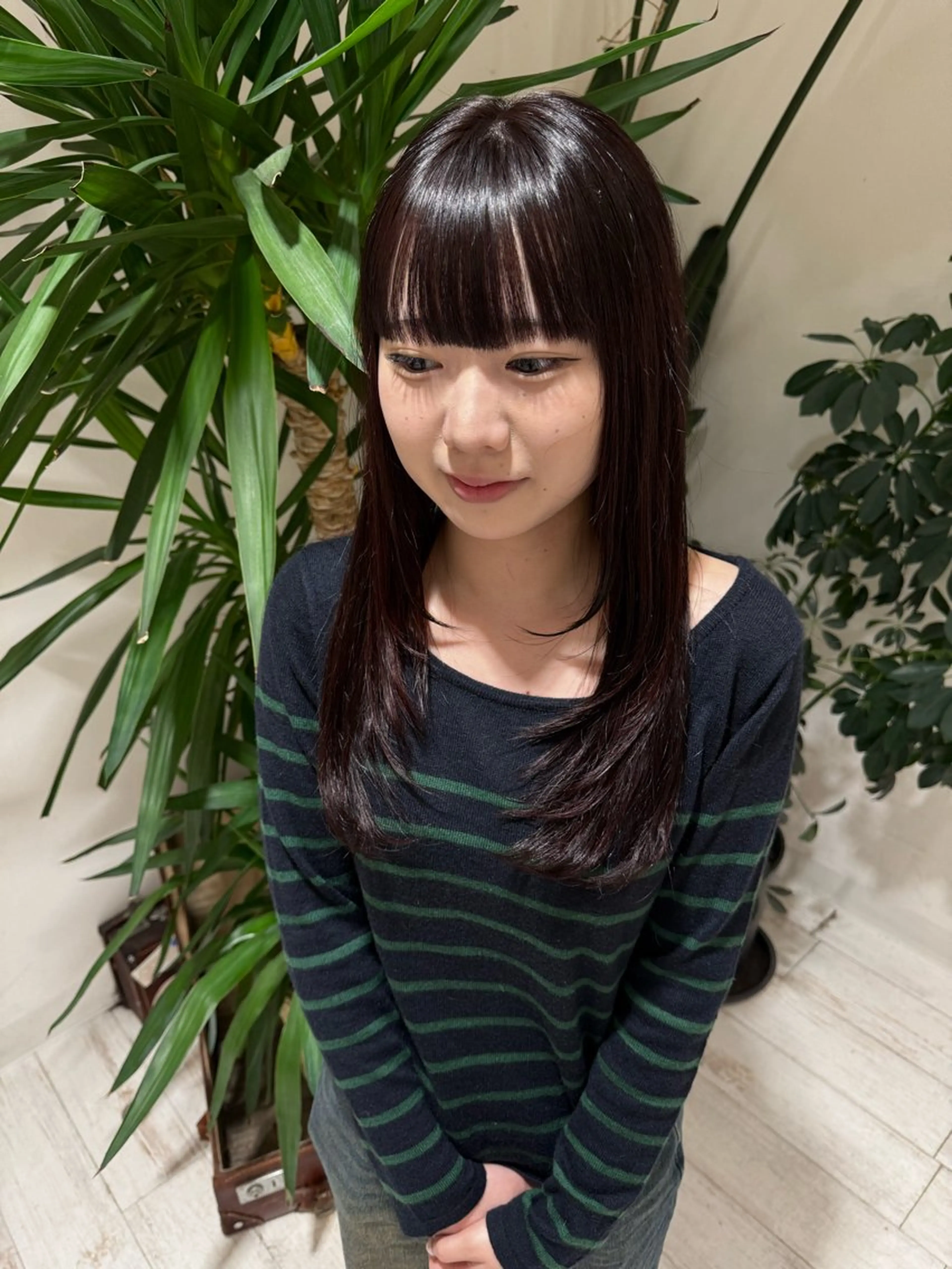 ロング レイヤーカット 森浦 莉乃のヘアスタイル