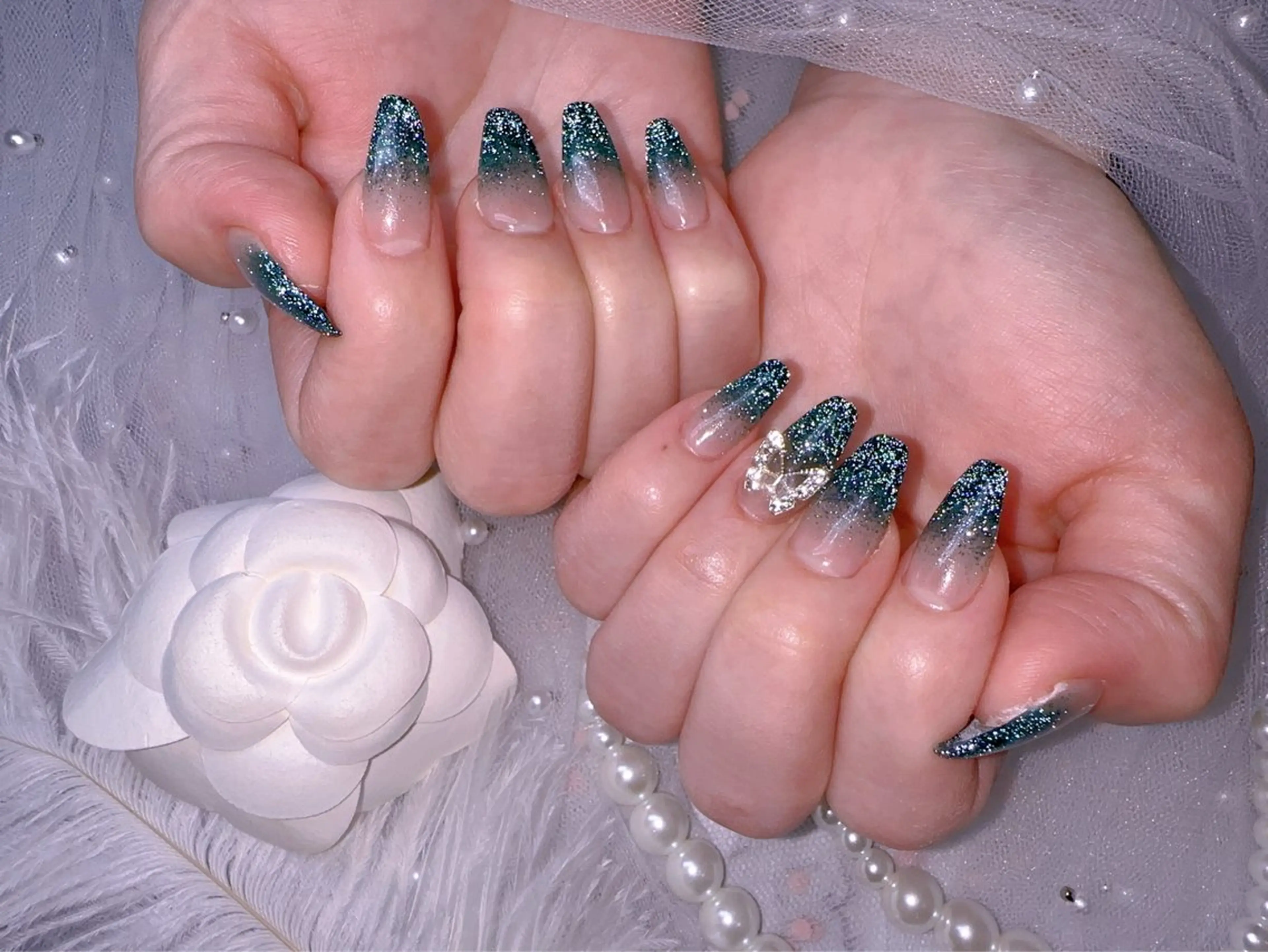 ネイル オーロラネイル フットネイル 韓国ネイル ラメ(グリッター) ラメグラデーション ハンドネイル Belle nail salon 新小岩のネイルデザイン