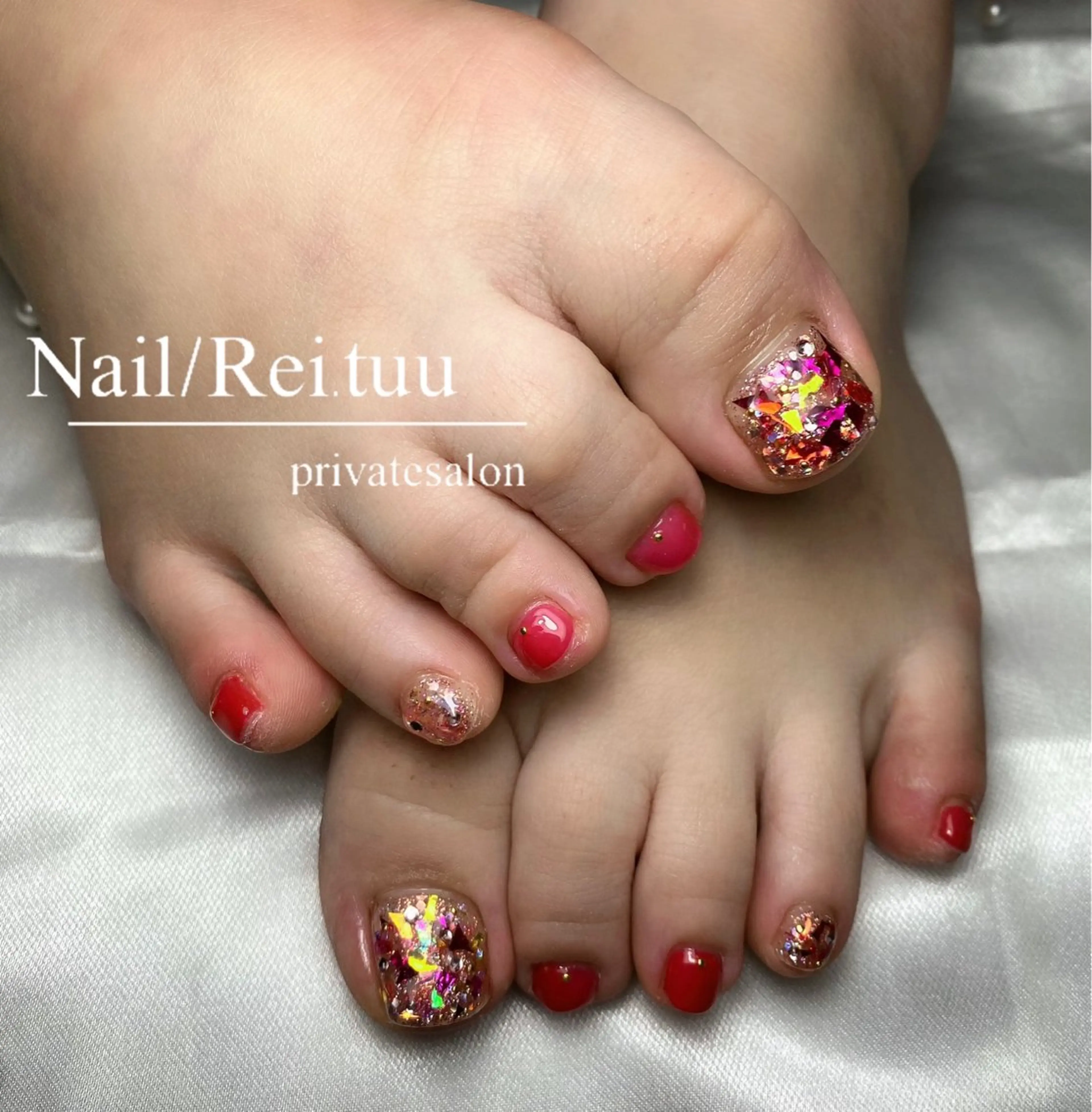 ネイル チークネイル フラッシュネイル フットネイル フレンチネイル キラキラネイル Nailsalon / Rei.tuuのネイルデザイン
