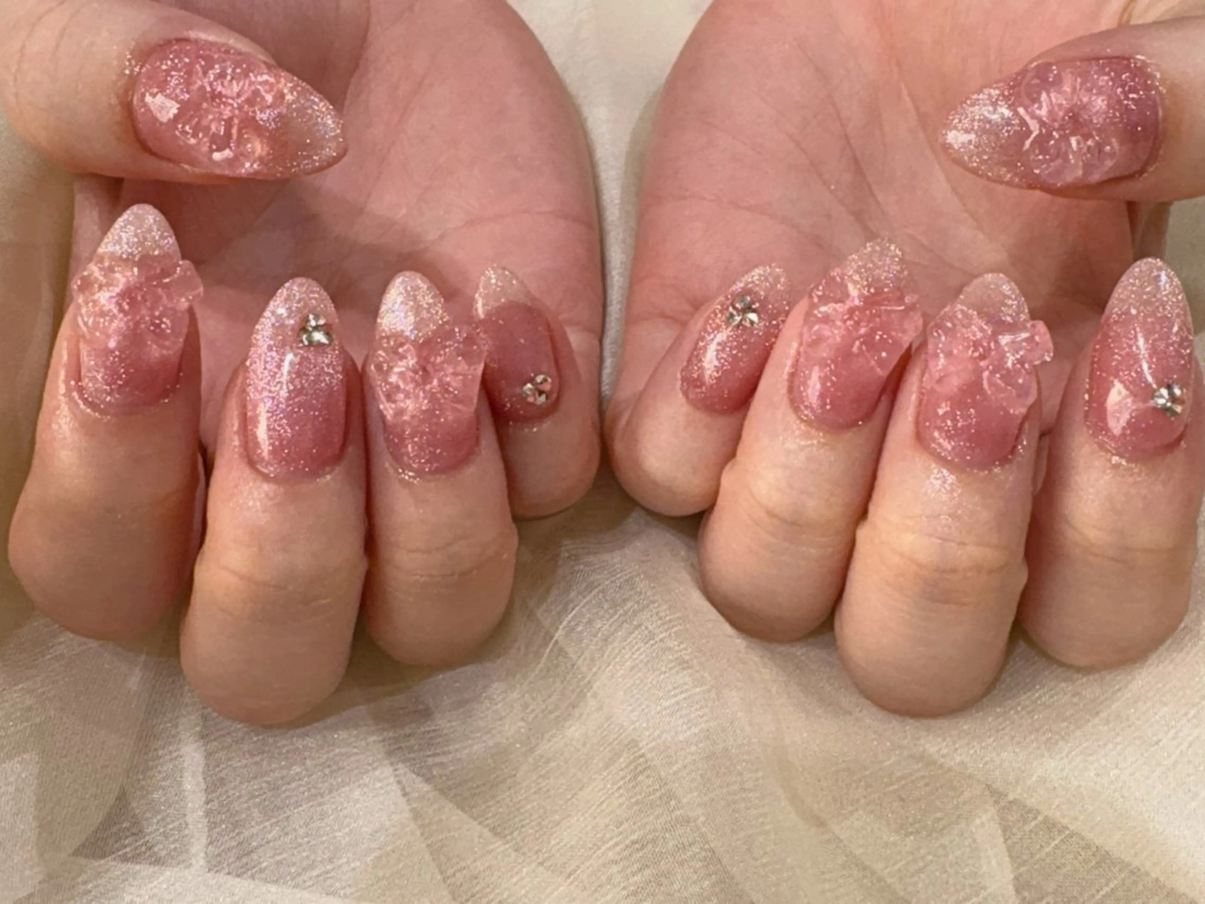 ミディアム ハンドネイル Nail  R💫 naoのネイルデザイン