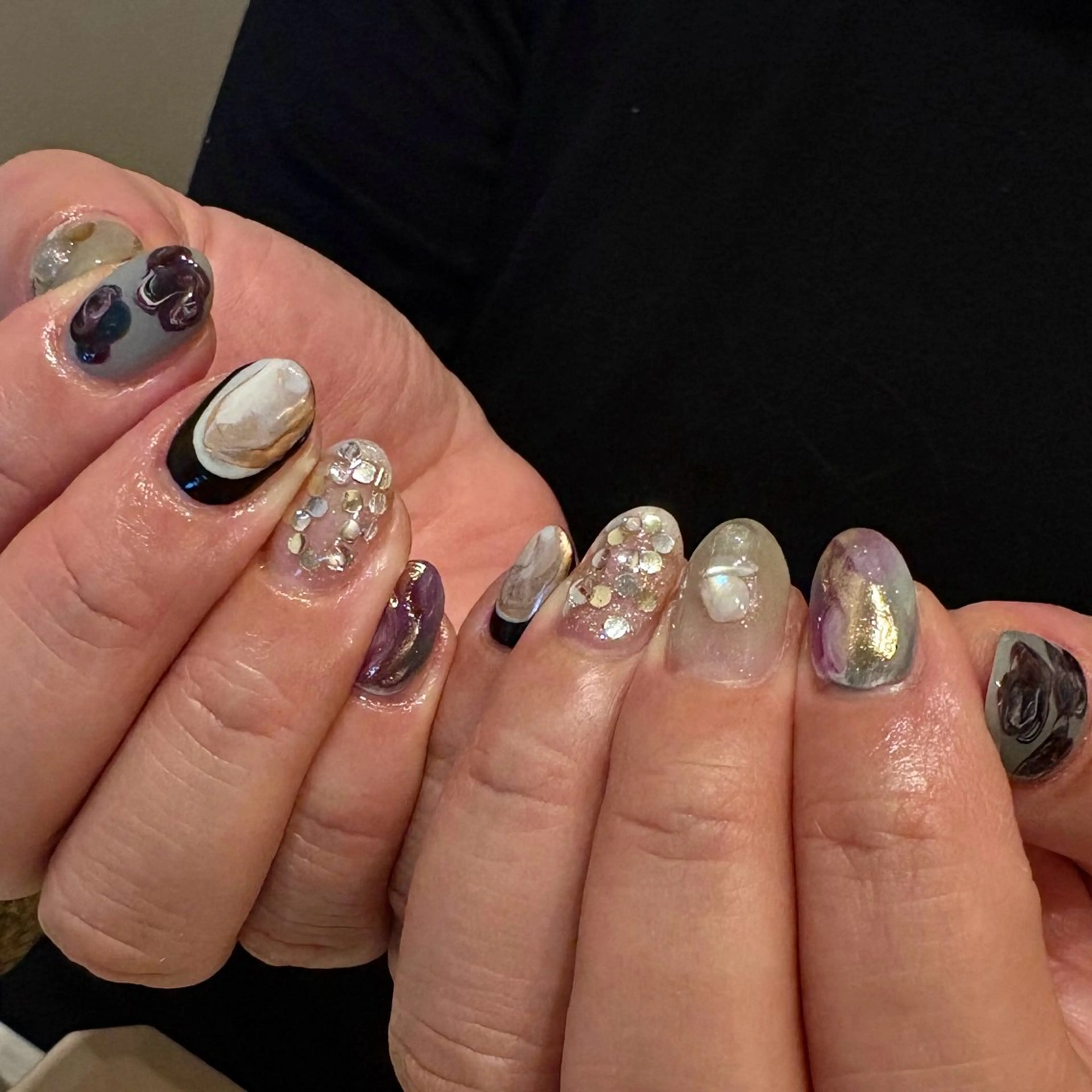 ネイル 韓国ネイル ミラーネイル ニュアンスネイル ハンドネイル amuse 手書きニュアンスのネイルデザイン