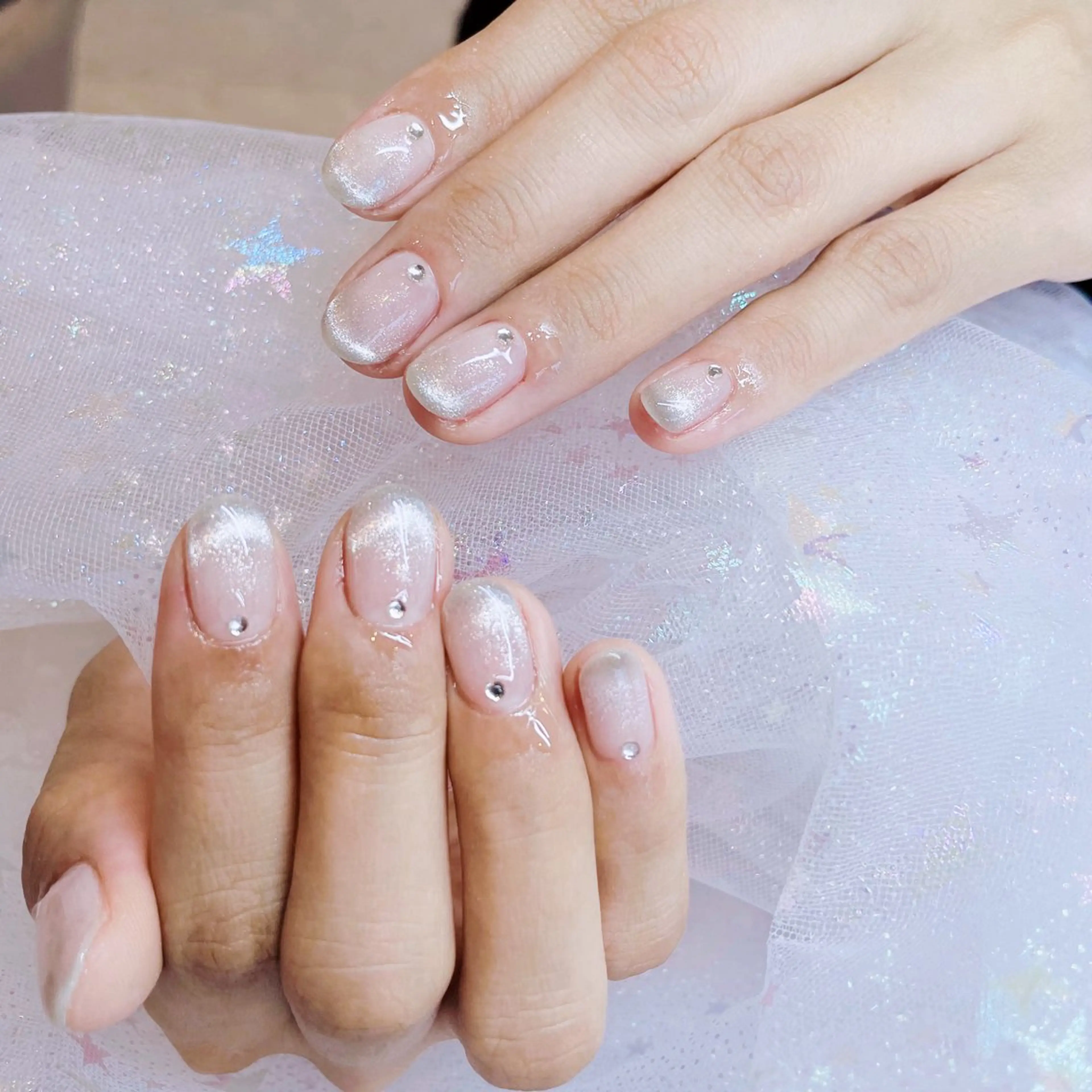 ネイル アートネイル 韓国ネイル 水色 ロングネイル マグネットネイル ハンドネイル ハンドケア NailDemure 【銀座店】のネイルデザイン