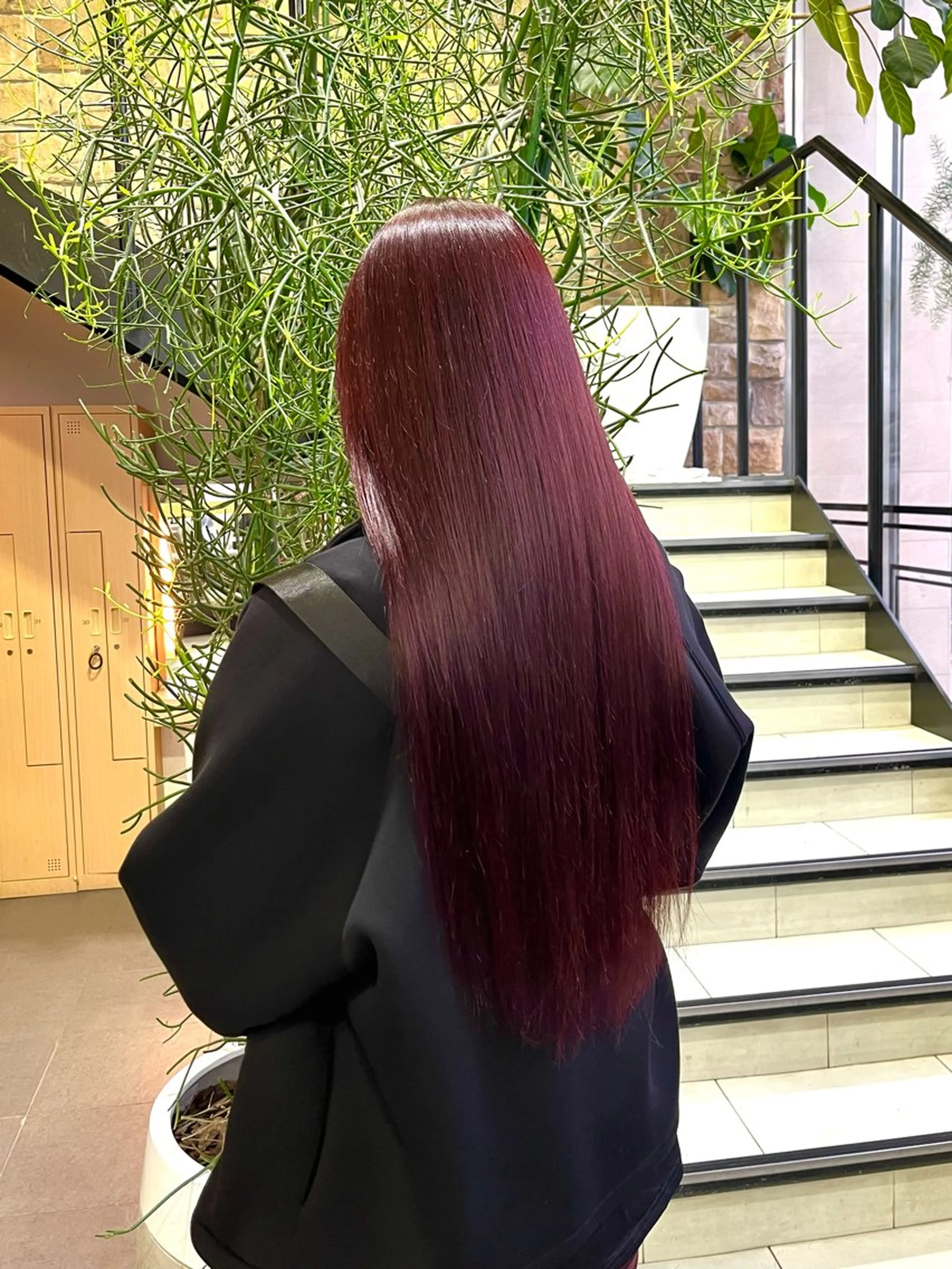 【色持ち抜群✨️✨️】暖色系ツヤカラー🍓🍒#カシスブラウン#ボルドーブラウンの写真