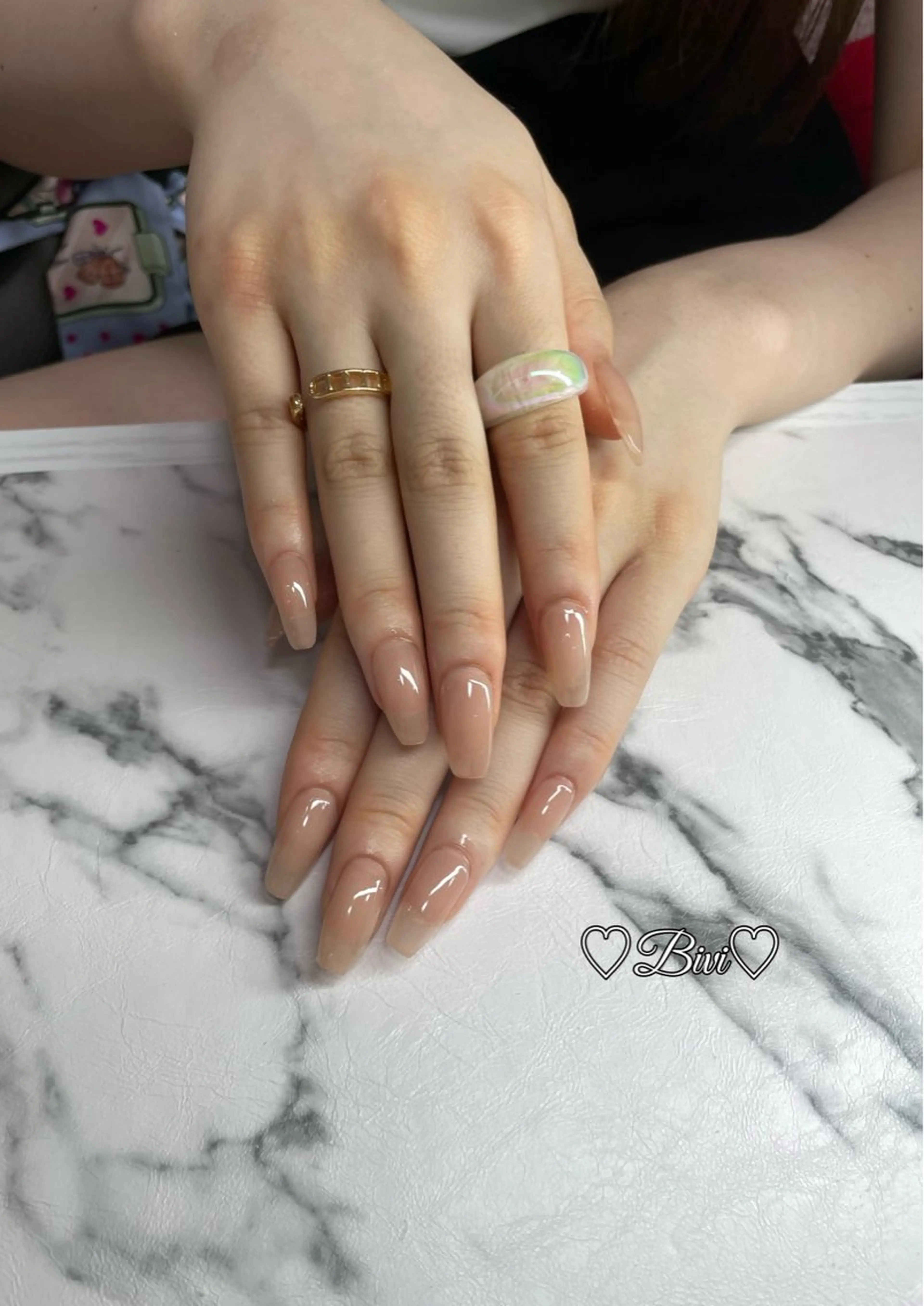 ネイル アートネイル フラッシュネイル ラメ(グリッター) シルバー スクエアネイル ♡Bivi♡自爪に 優しいネイルサロンのネイルデザイン