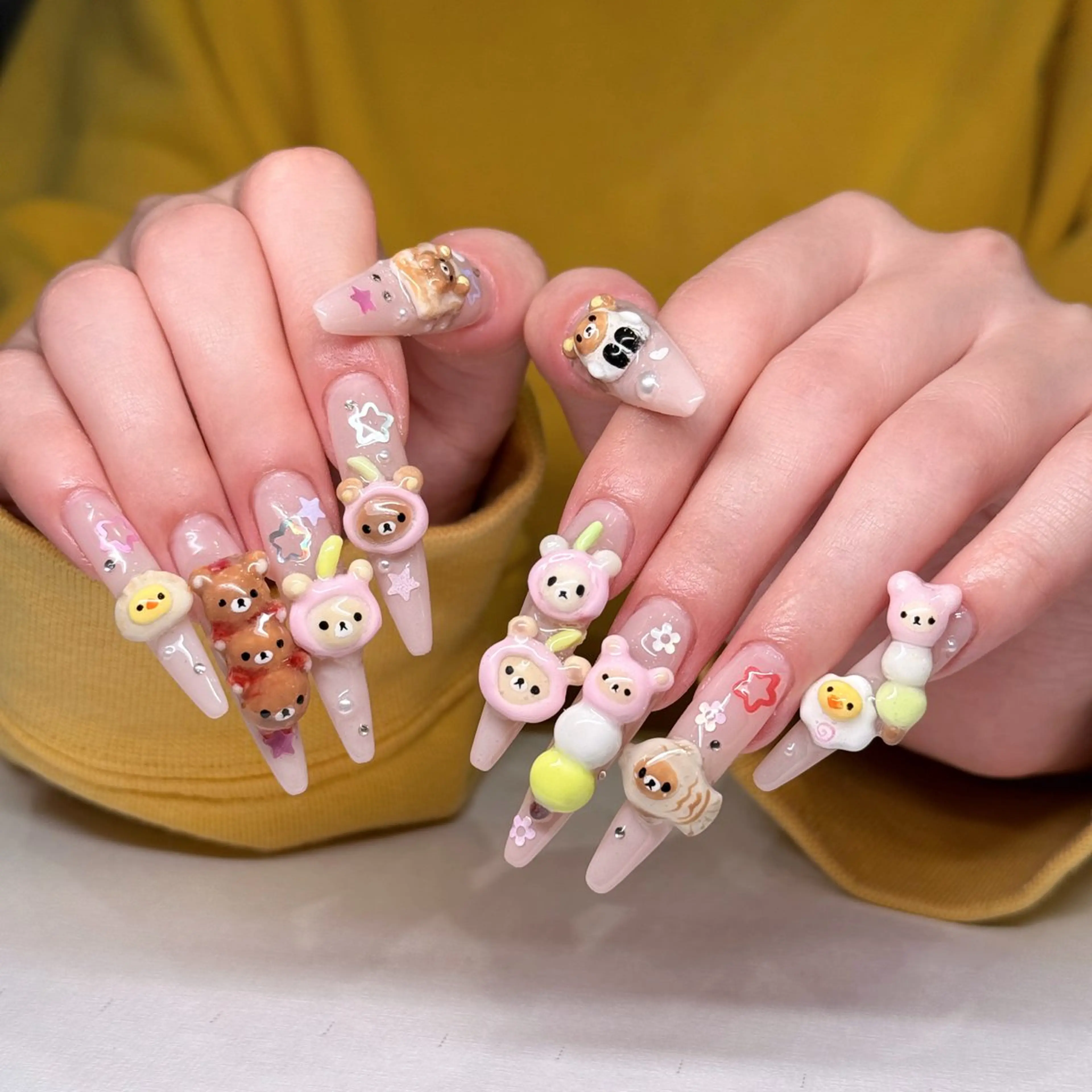 ネイル オーロラネイル ブルー チークネイル フットネイル フレンチネイル ハンドネイル JAN 168 池袋のネイルデザイン