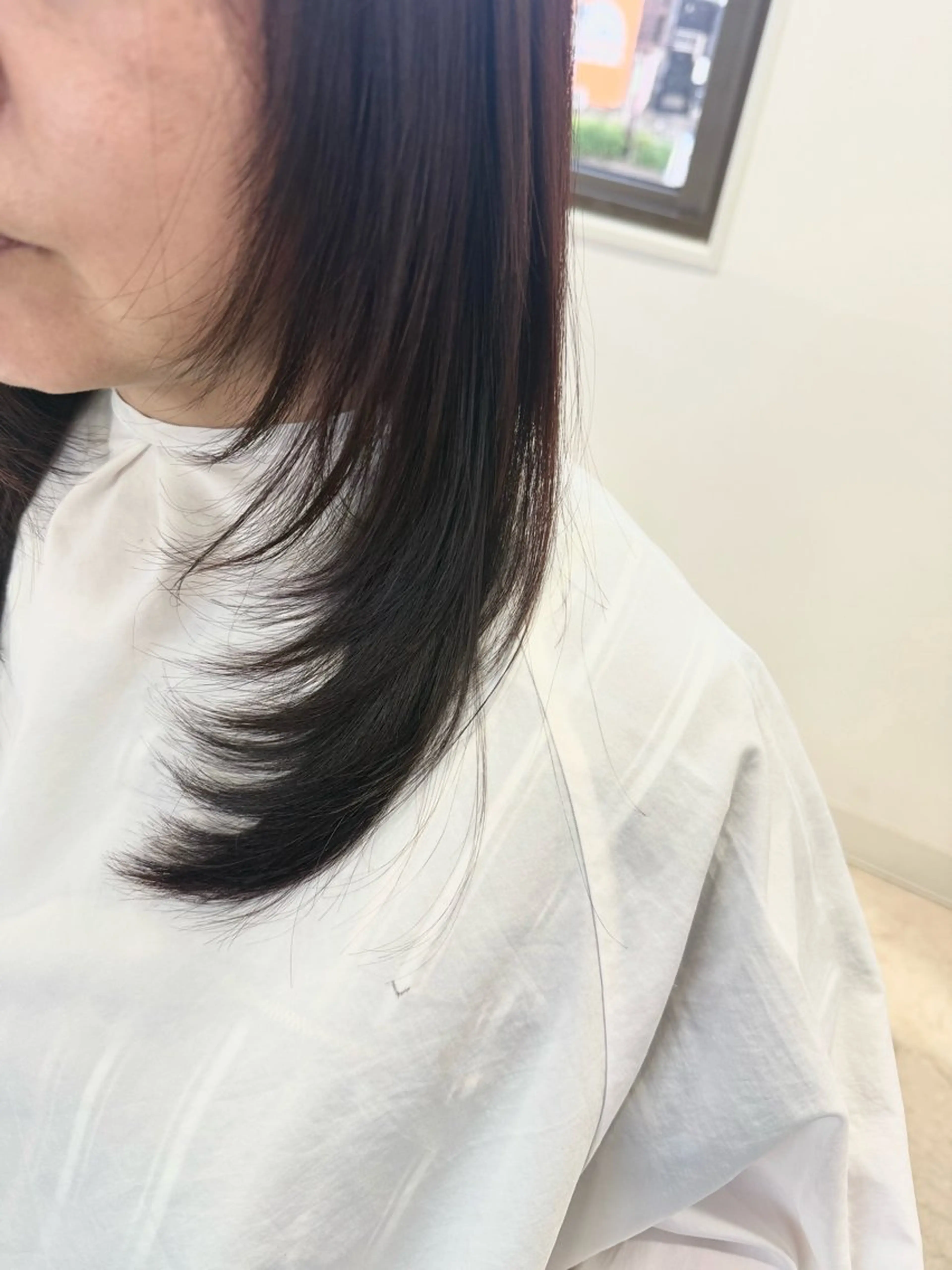 ロング 陰山 友咲のヘアスタイル