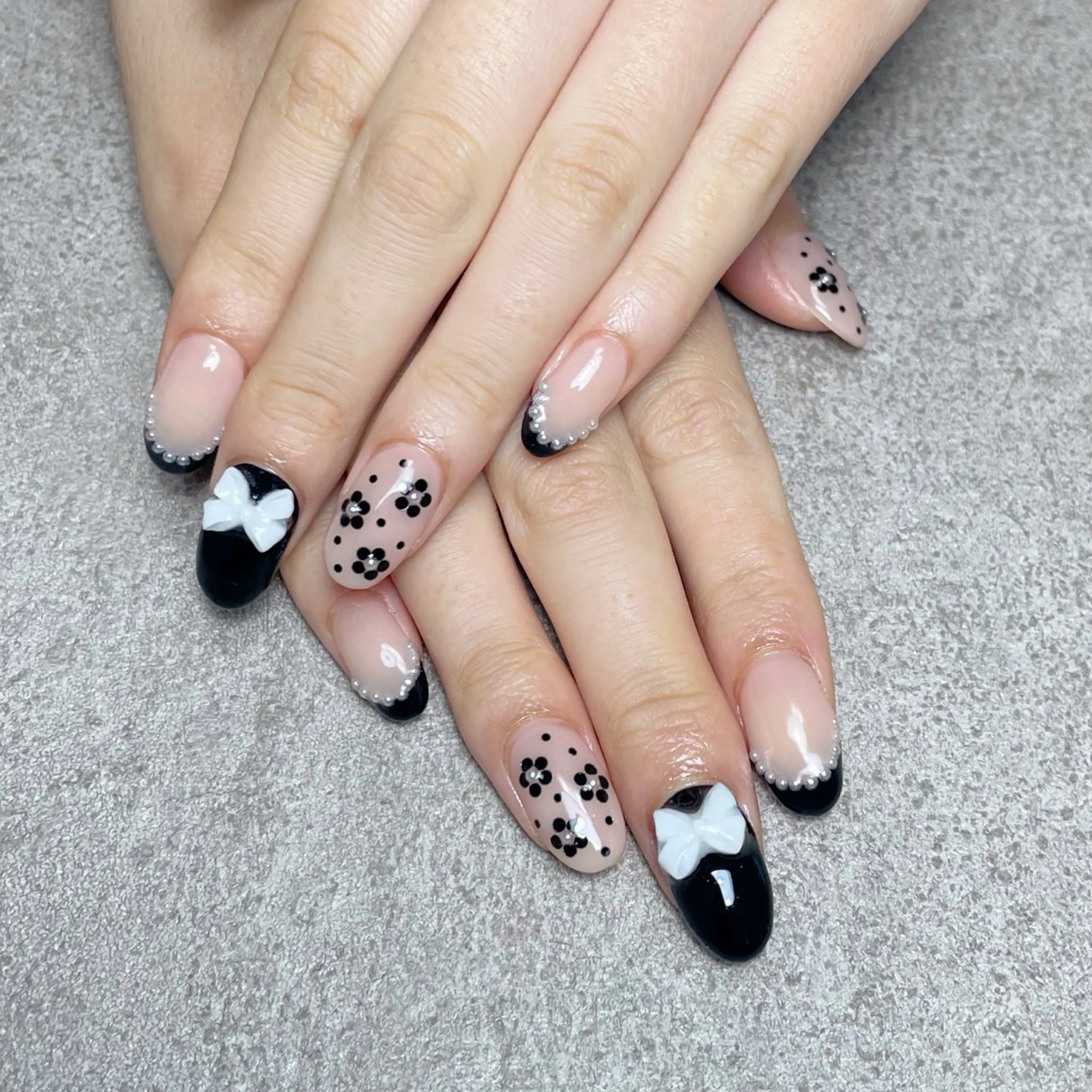 ネイル ハンドネイル nailroom DIASOMNIAのネイルデザイン