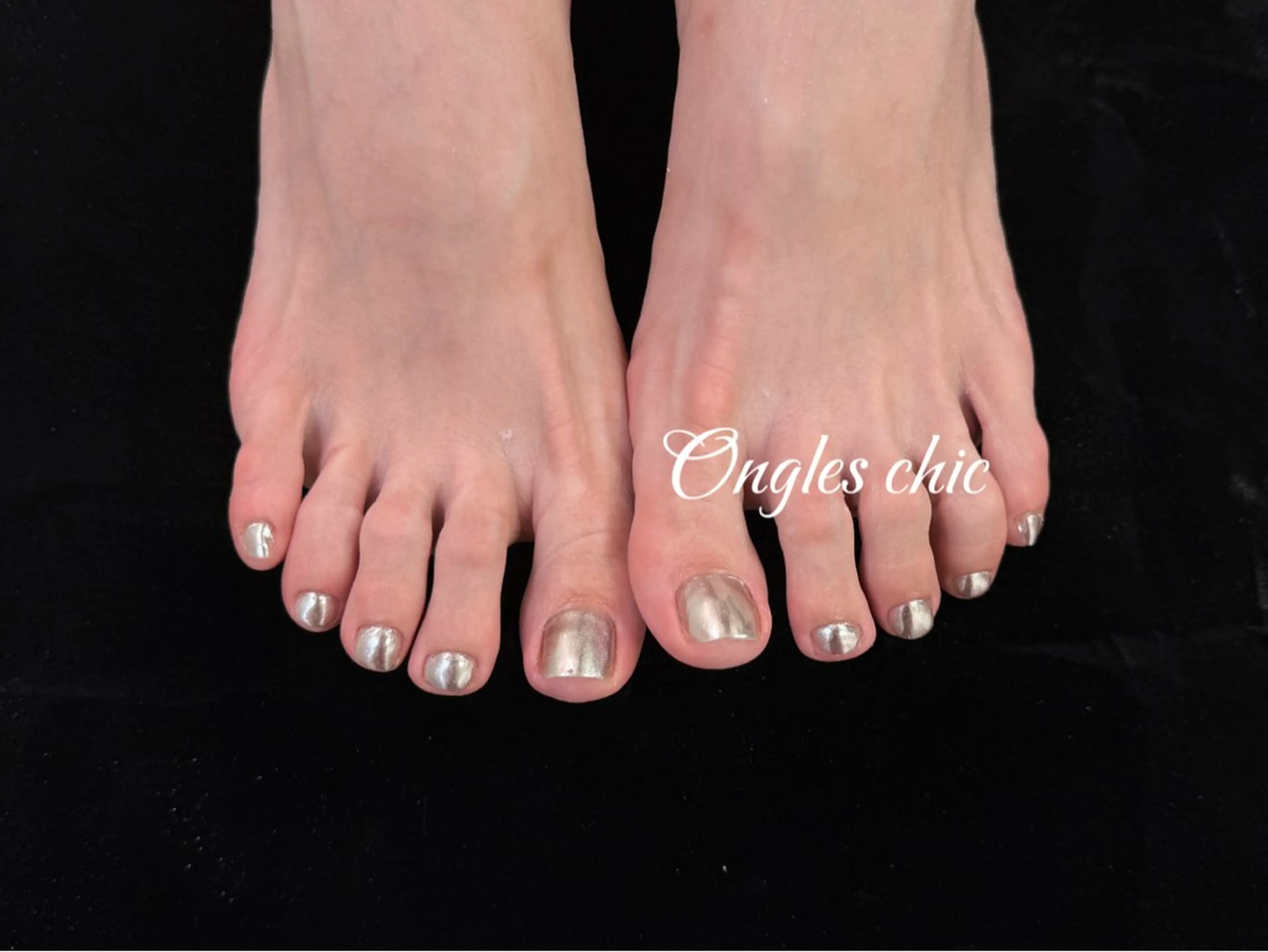 ネイル フットネイル ongles chicのネイルデザイン