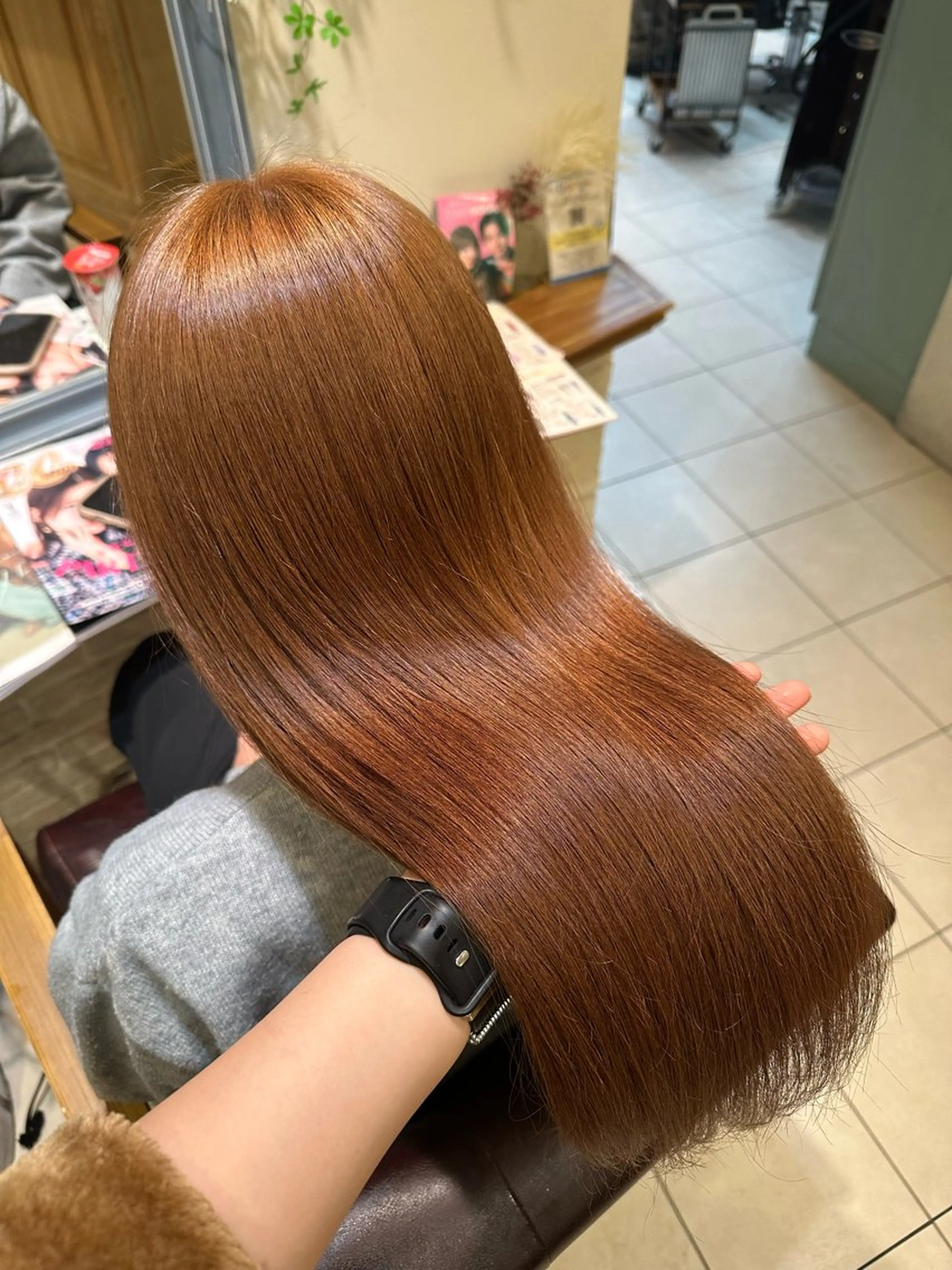 ロング カラー ベージュカラー ヘアカラー トリートメント 透明感ブラウン／縮毛 矯正／髪質改善🌿のヘアスタイル