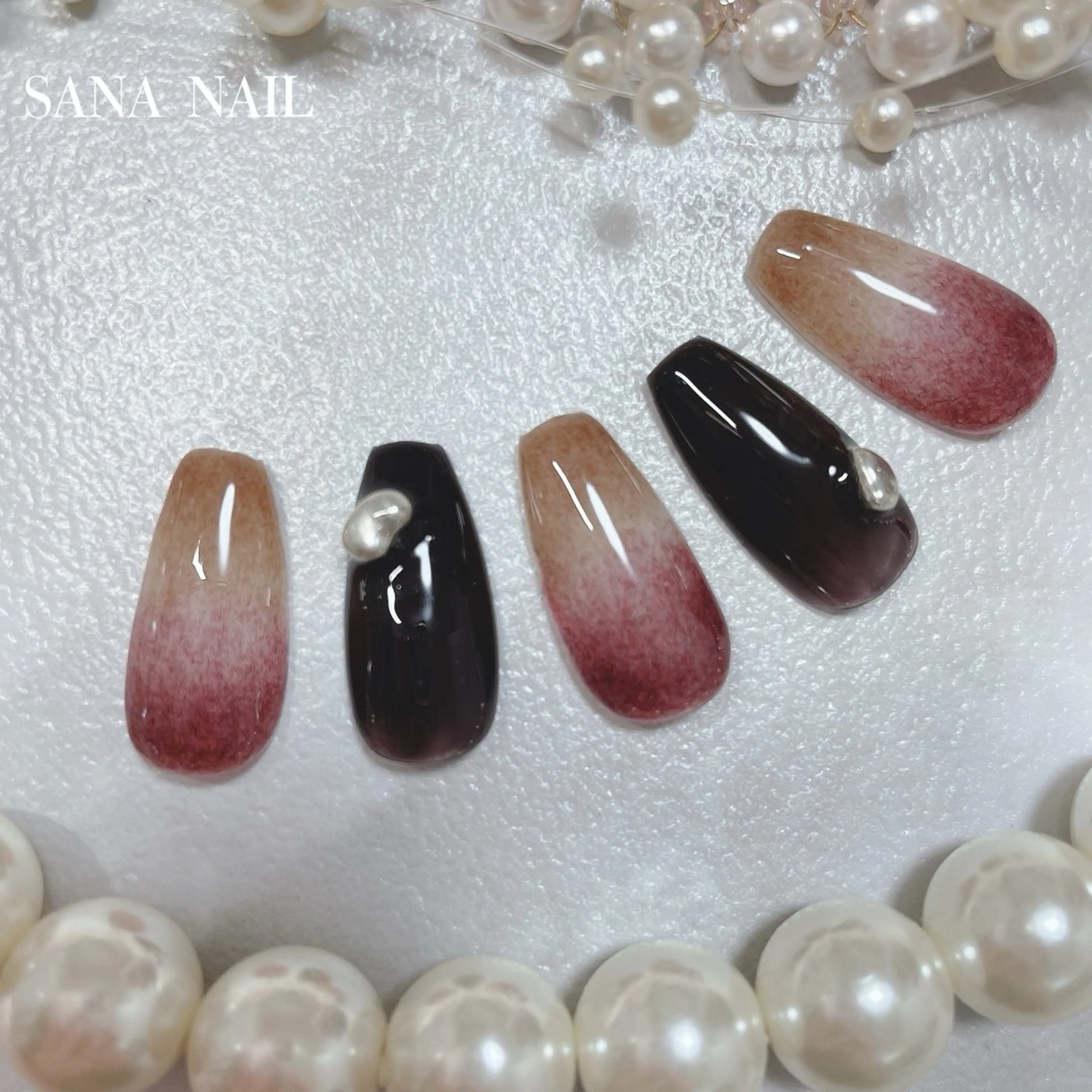 ネイル アートネイル ボルドー ブラウン ジェルネイル グラデーション ハンドネイル nailsalon SANANAILのネイルデザイン