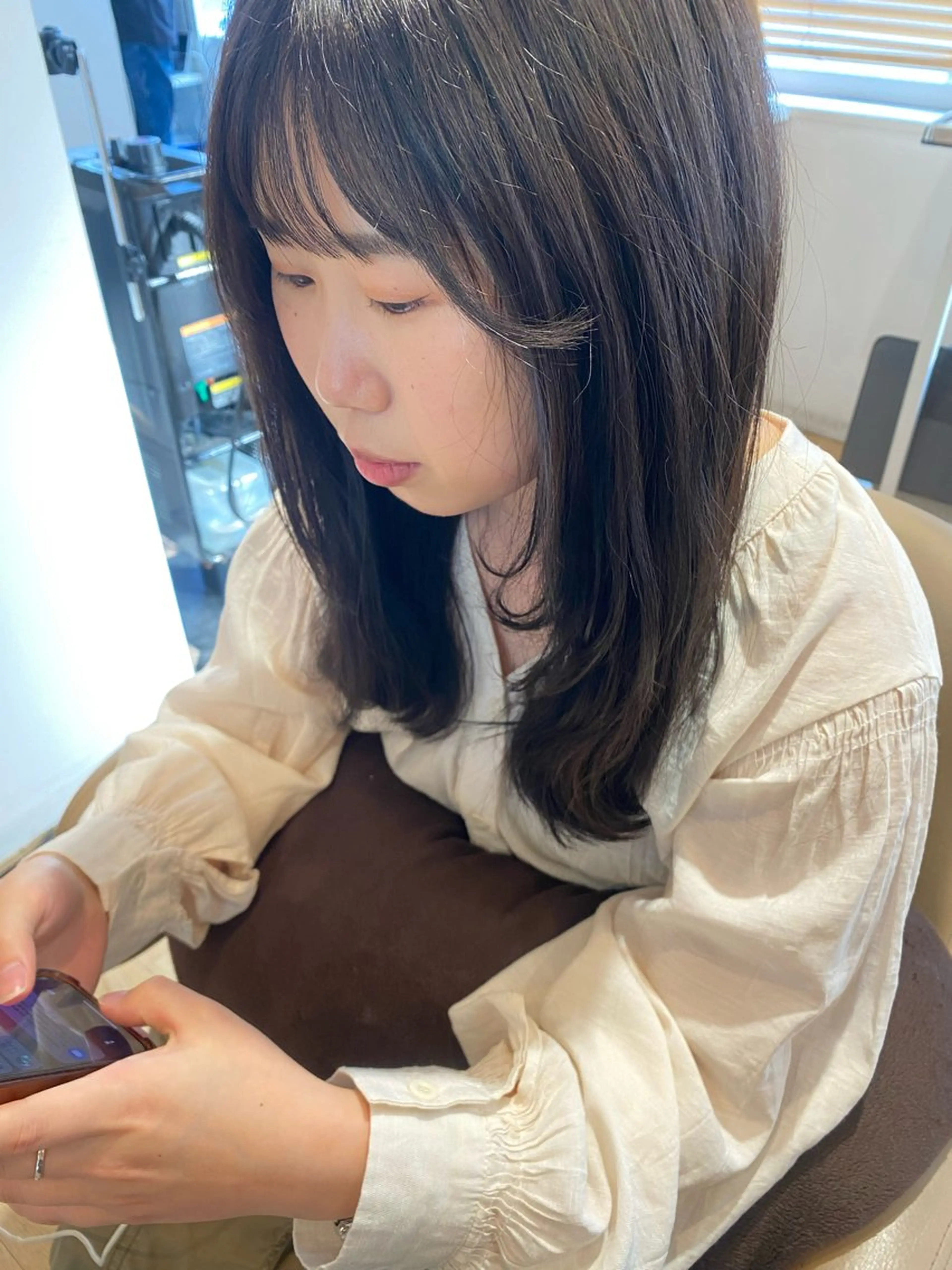 ミディアム 顔まわりレイヤー レイヤーカット カット ヘアカラー トリートメント GINZARay2 風本朱里🐥のヘアスタイル