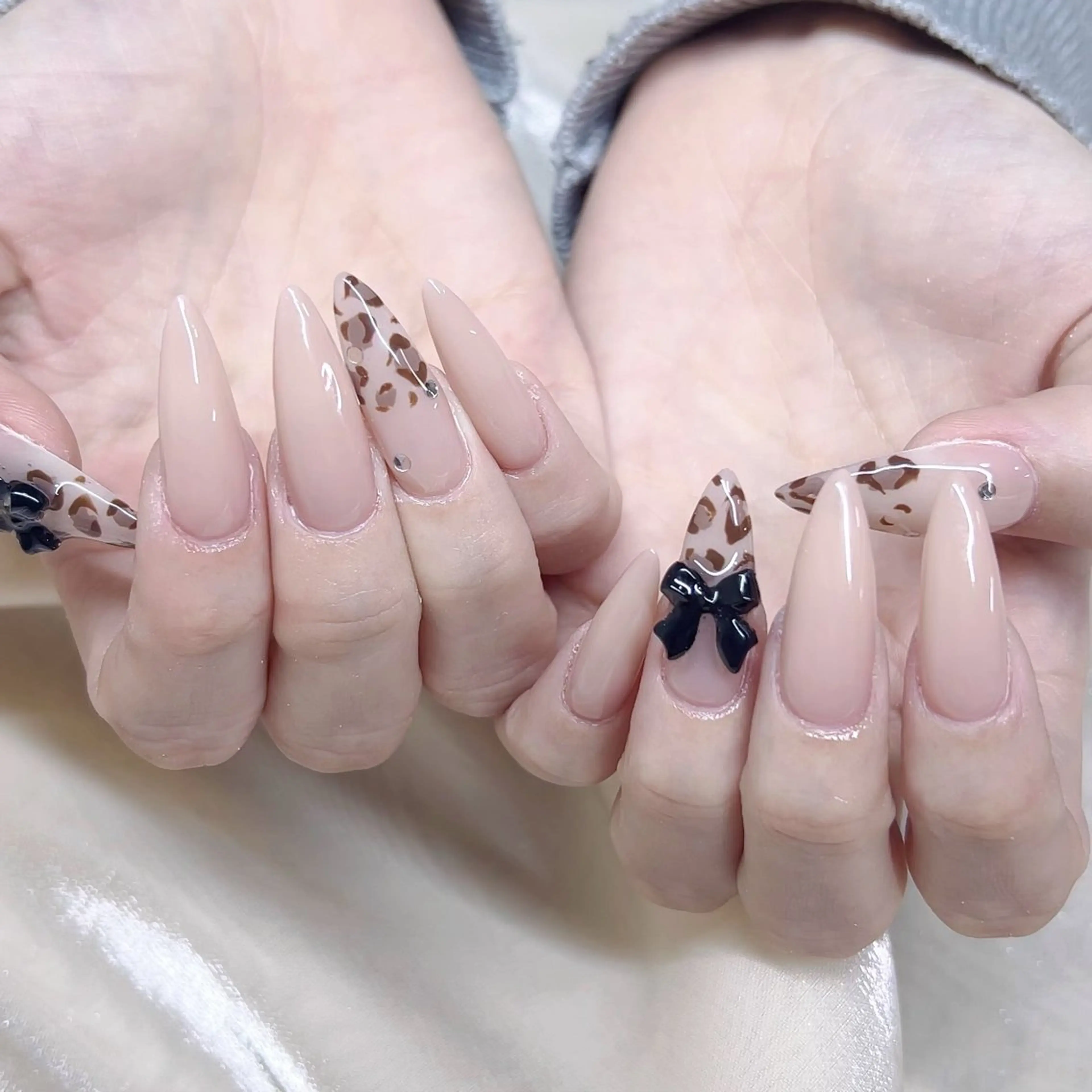 ネイル ハンドネイル NAILサロン 木にいるのネイルデザイン